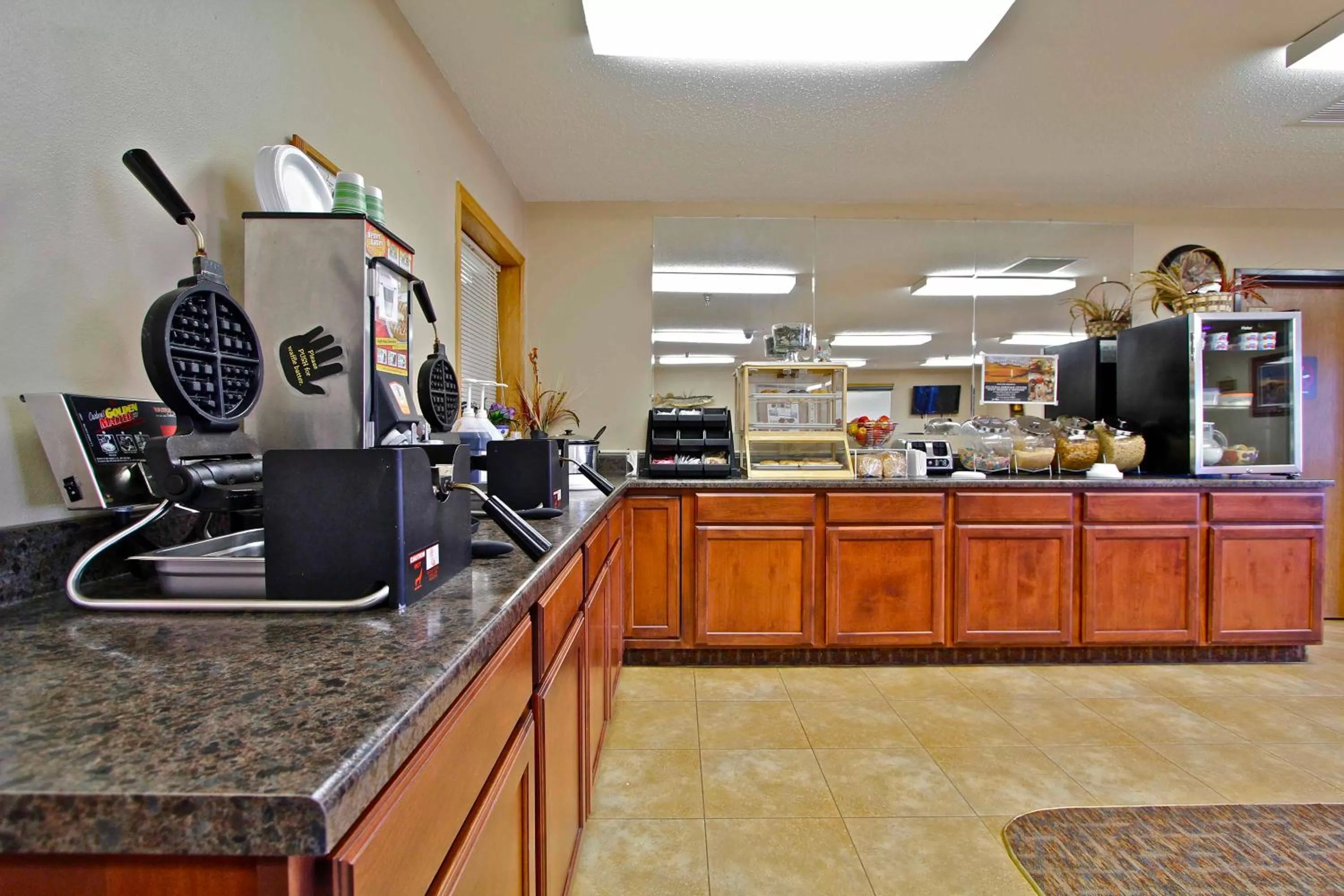 Restaurant/places to eat in Governors Inn a Travelodge by Wyndham