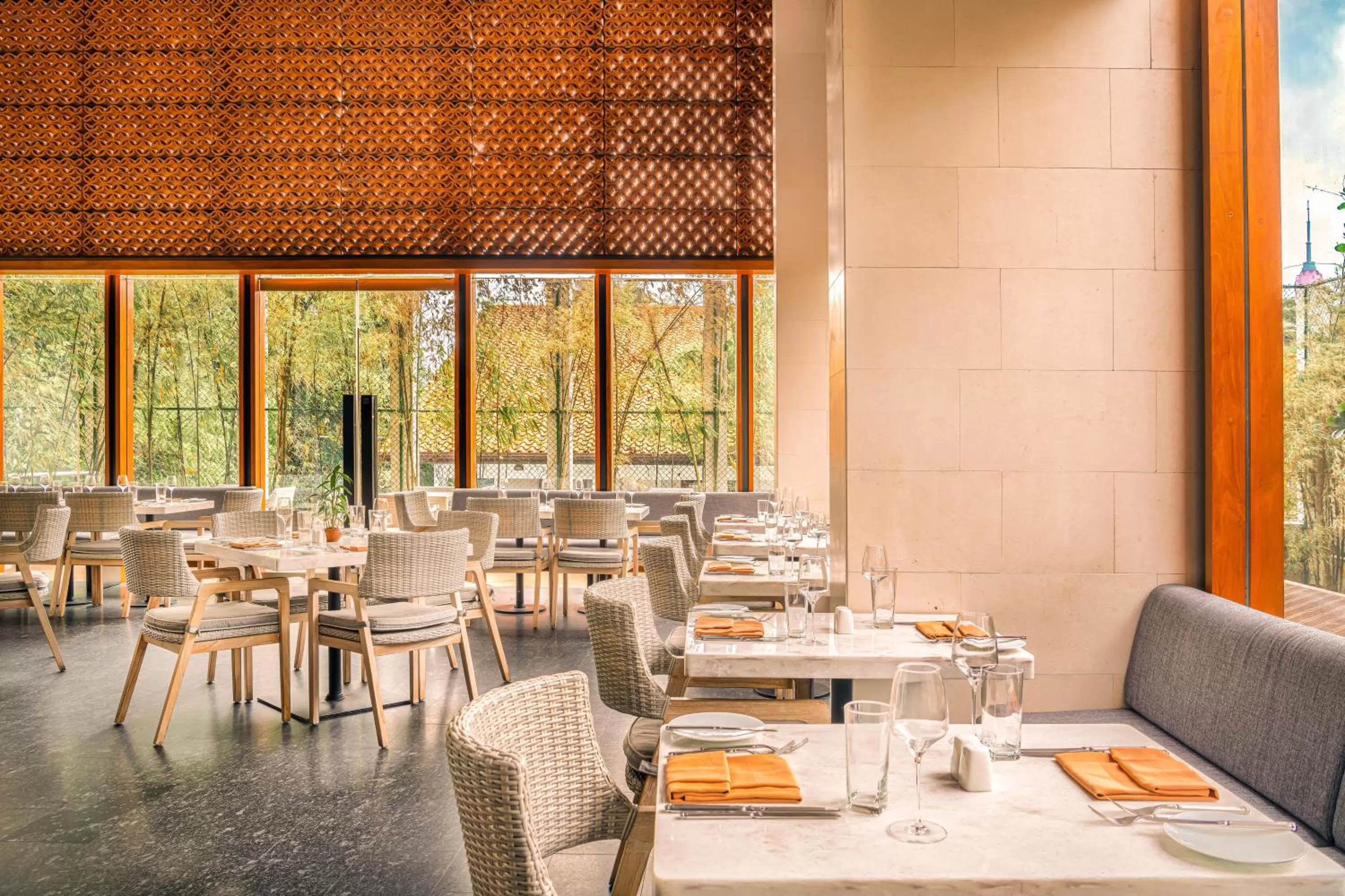 Restaurant/places to eat in Jetwing Colombo Seven