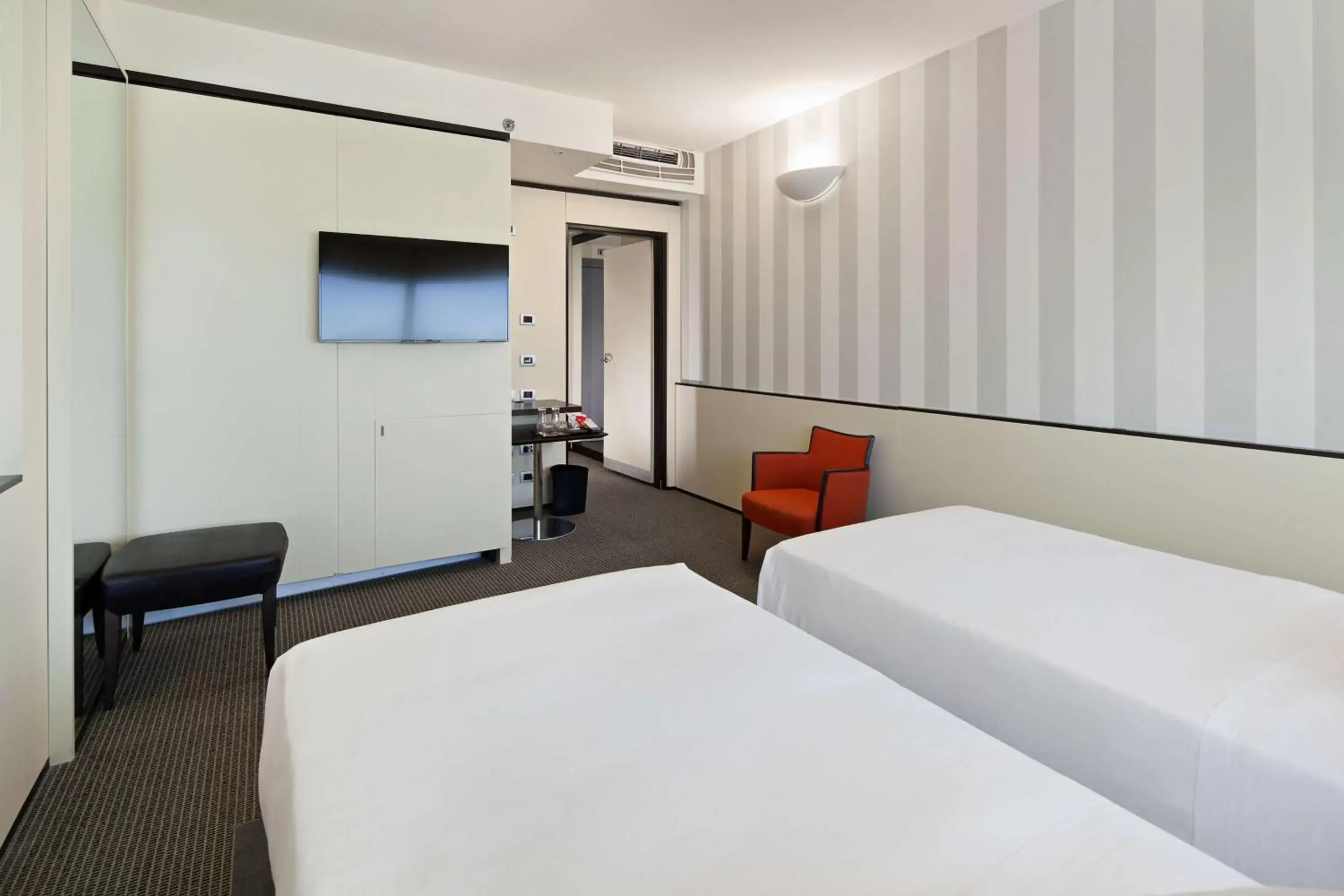 Standard Double or Twin Room in NH Venezia Laguna Palace Standard Double or Twin Room in NH Venezia Laguna Palace