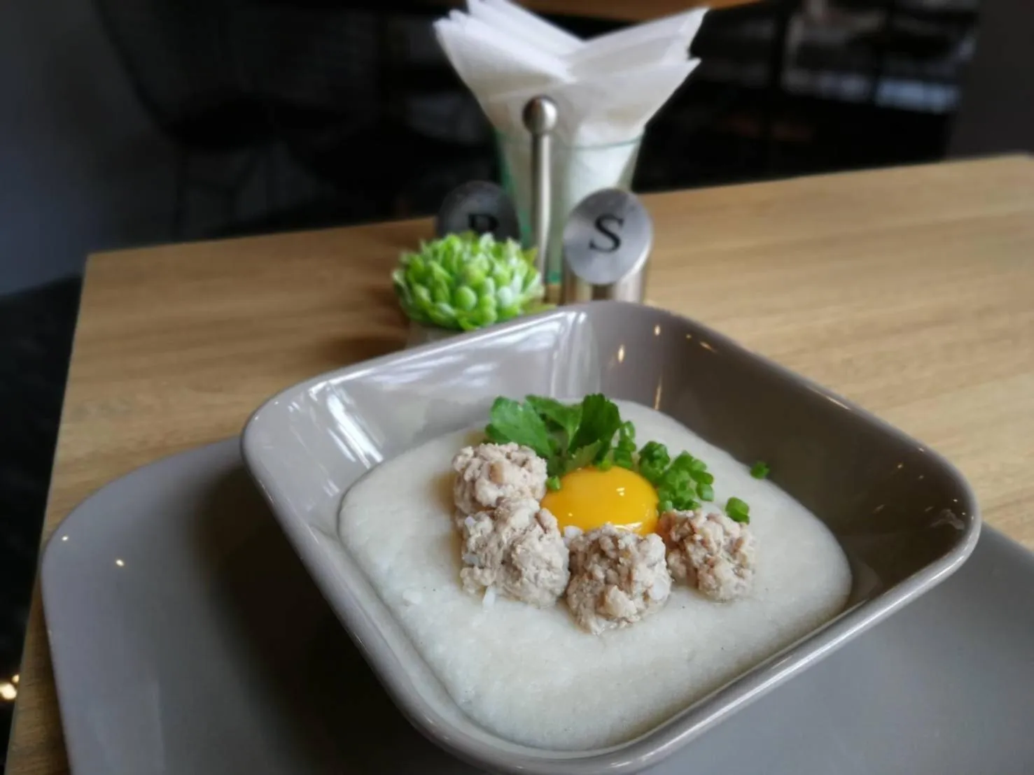 Food and drinks in Chezzotel Pattaya