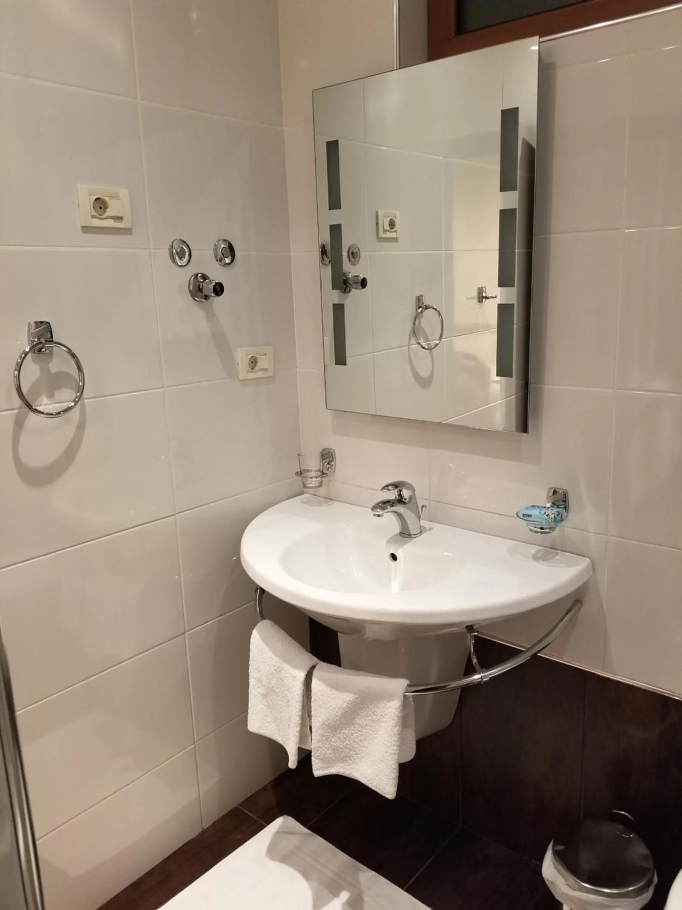 Toilet in Vila Sigal Pogradec