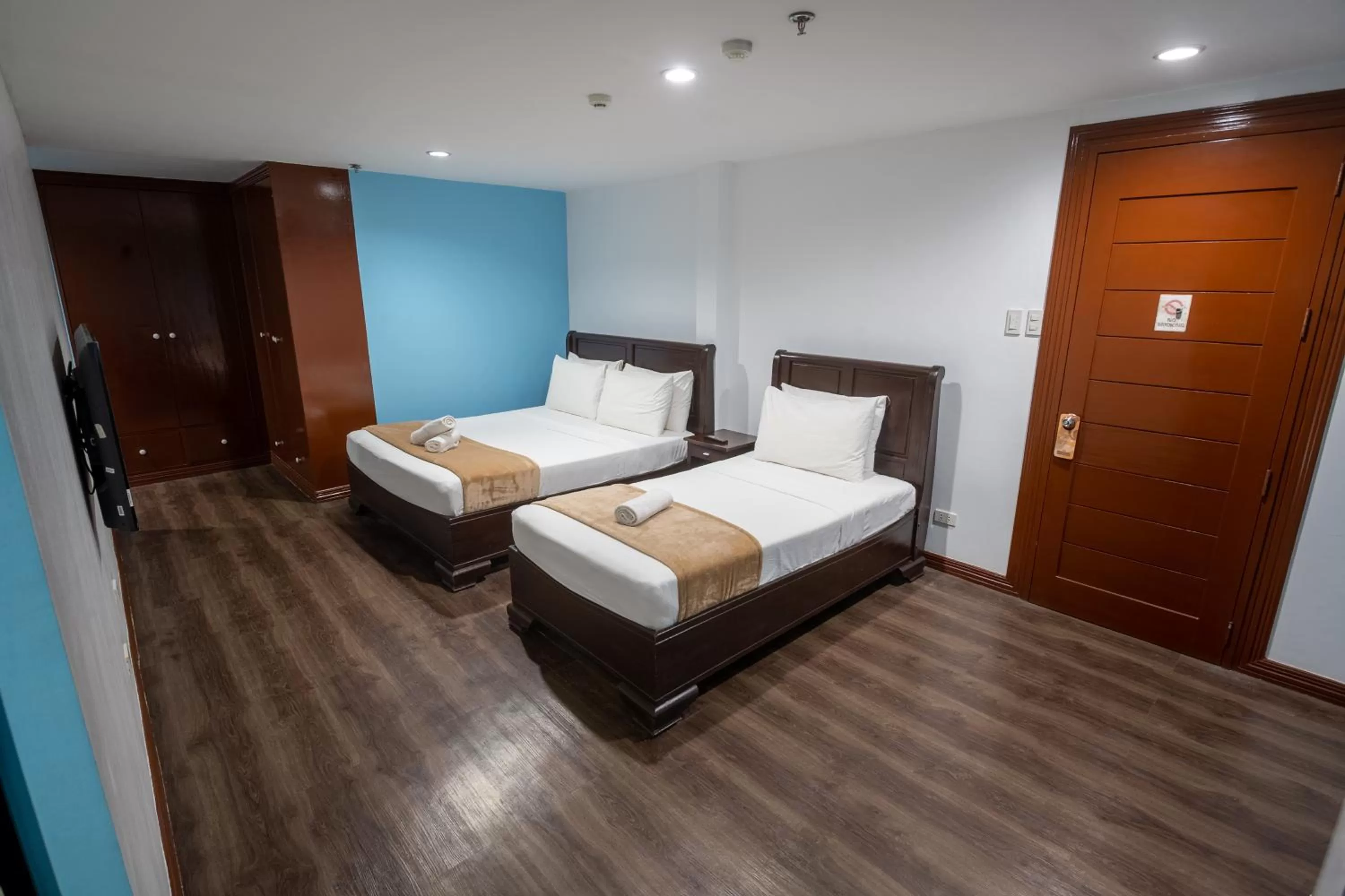 Bed in One Averee Bay Hotel