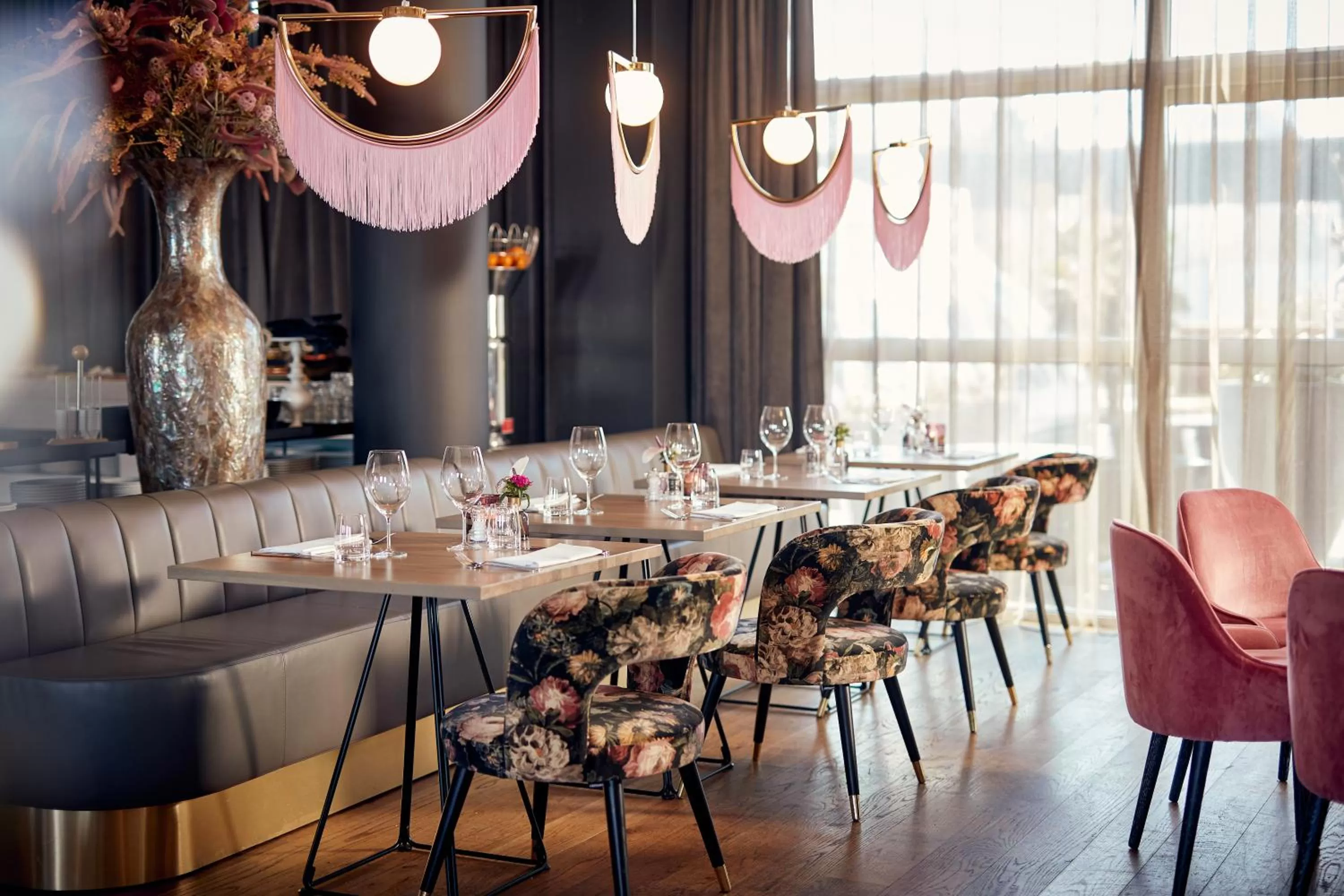 Restaurant/places to eat in Van der Valk Hotel Brussels Airport