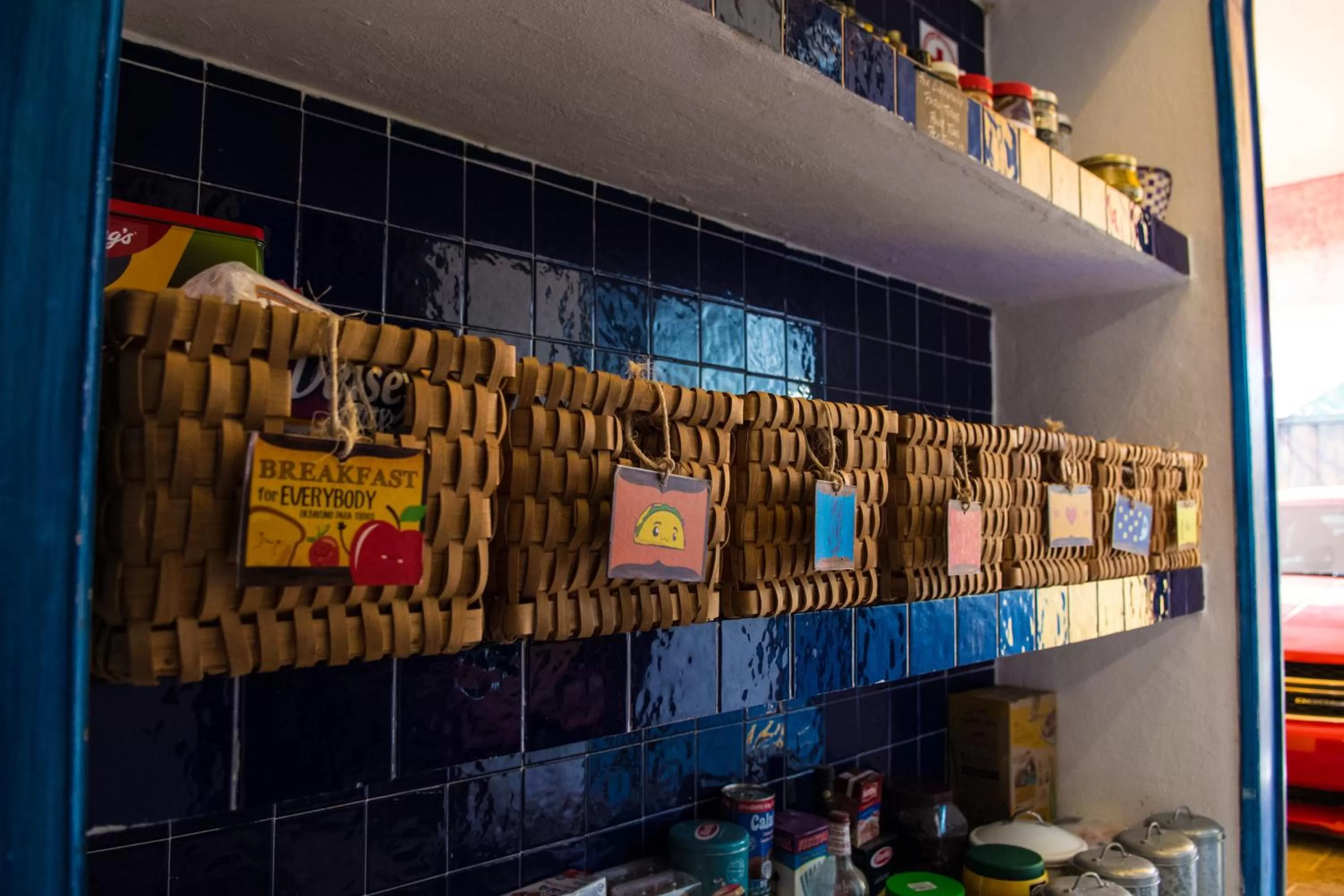 Communal kitchen in Hacienda Boutique B&B and Spa Solo Adultos