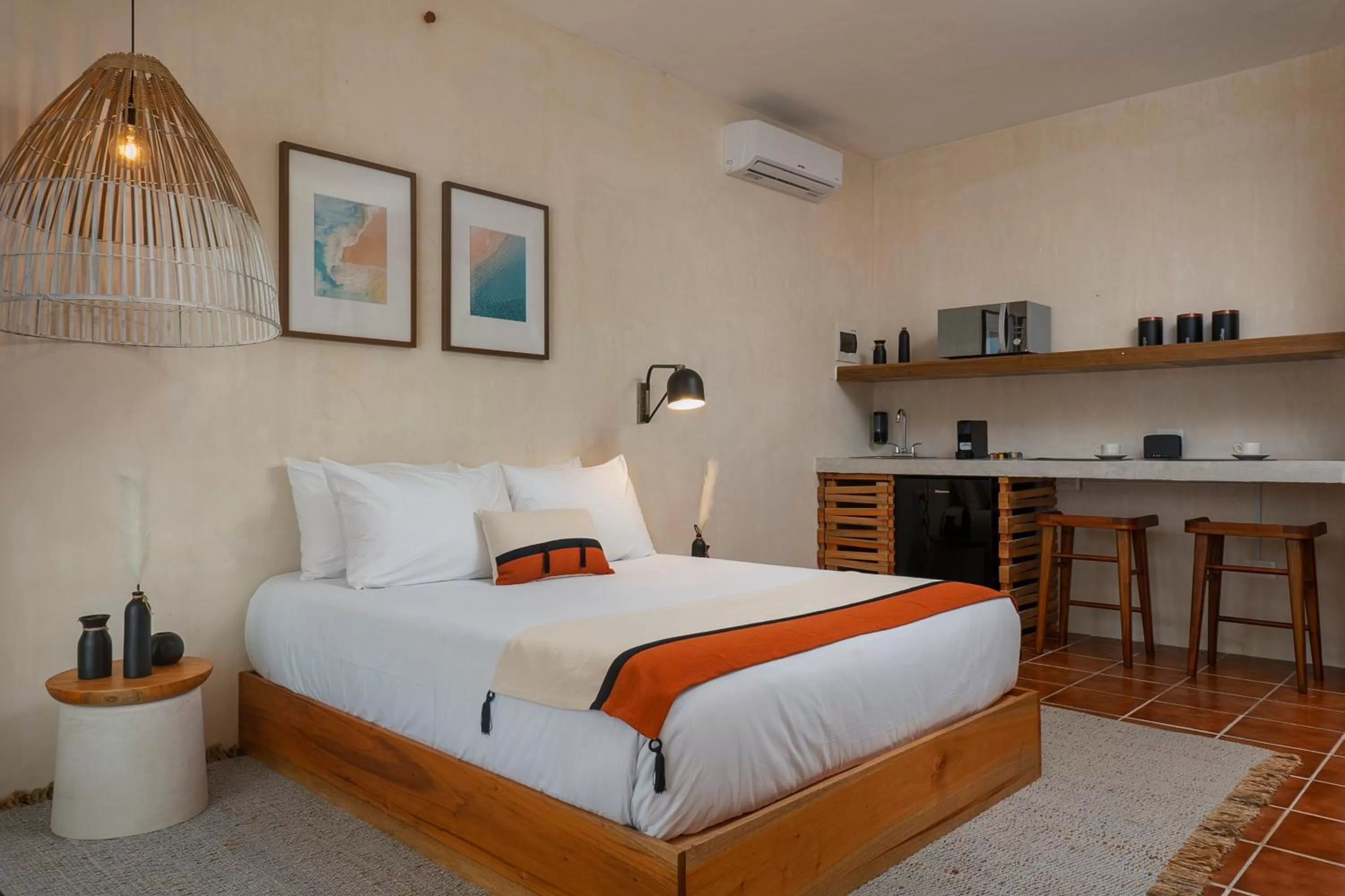 Kitchen or kitchenette, Bed in Hotel Aalada Playa del Carmen