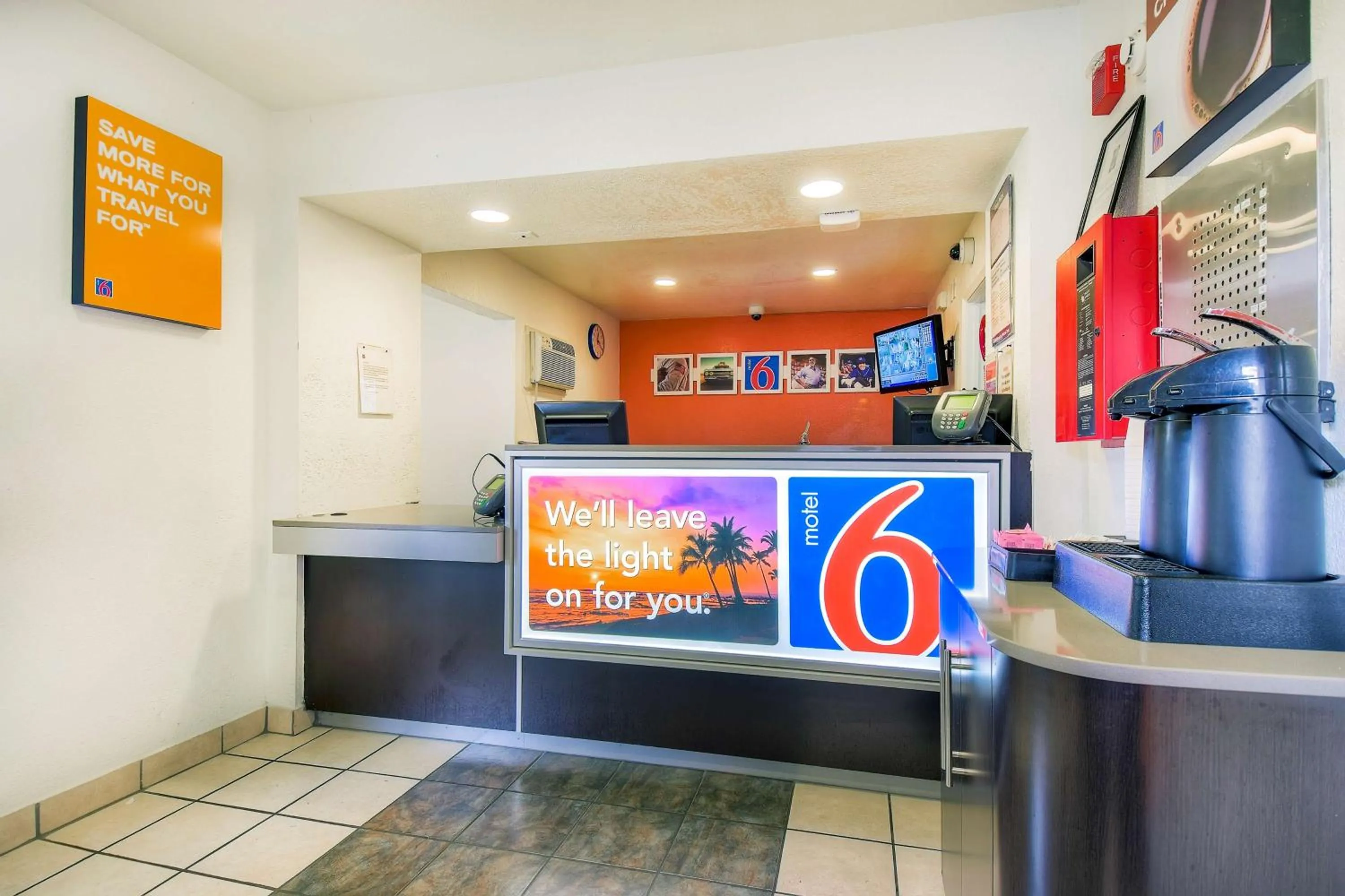 TV and multimedia in Motel 6-Chino, CA - Los Angeles Area