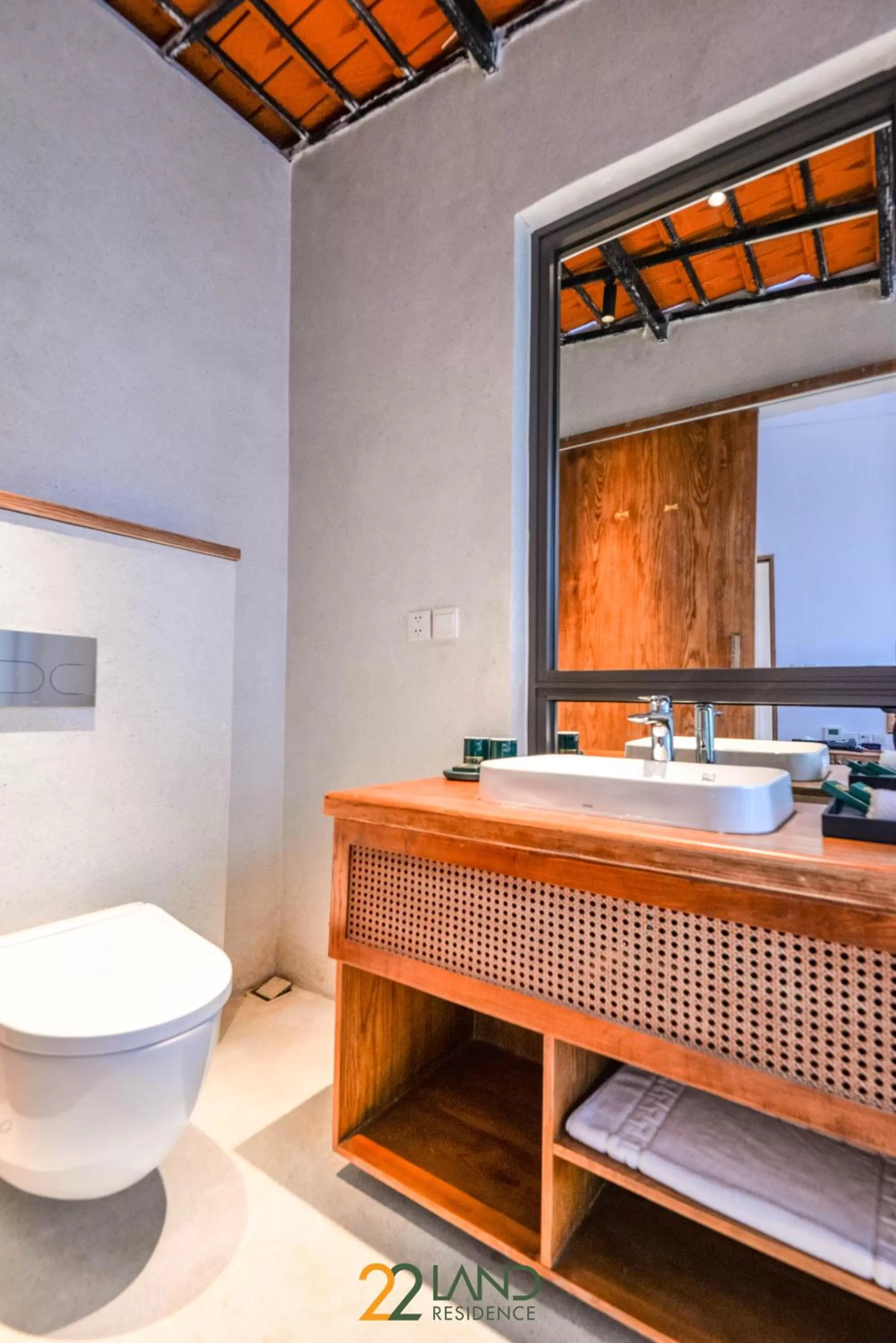 Shower in 22Land Hotel & Residence