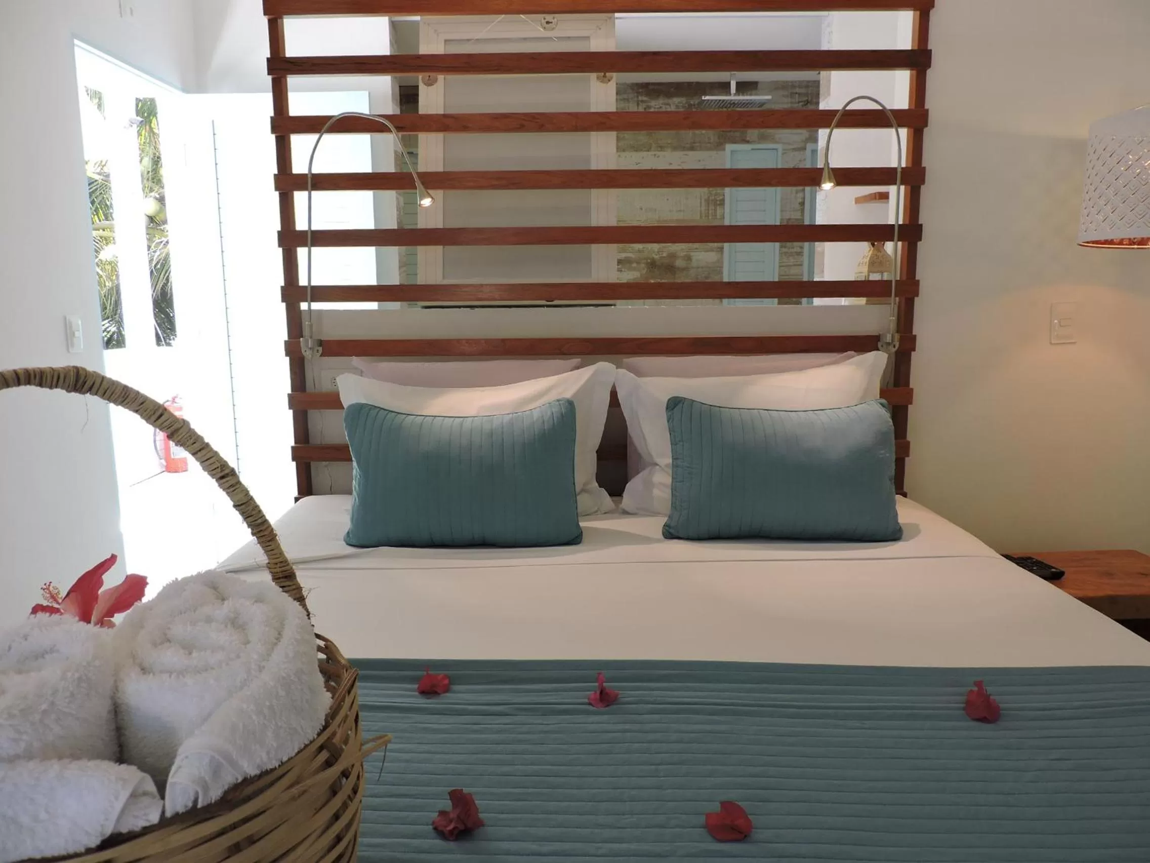 Bed in Praiagogi Boutique Pousada