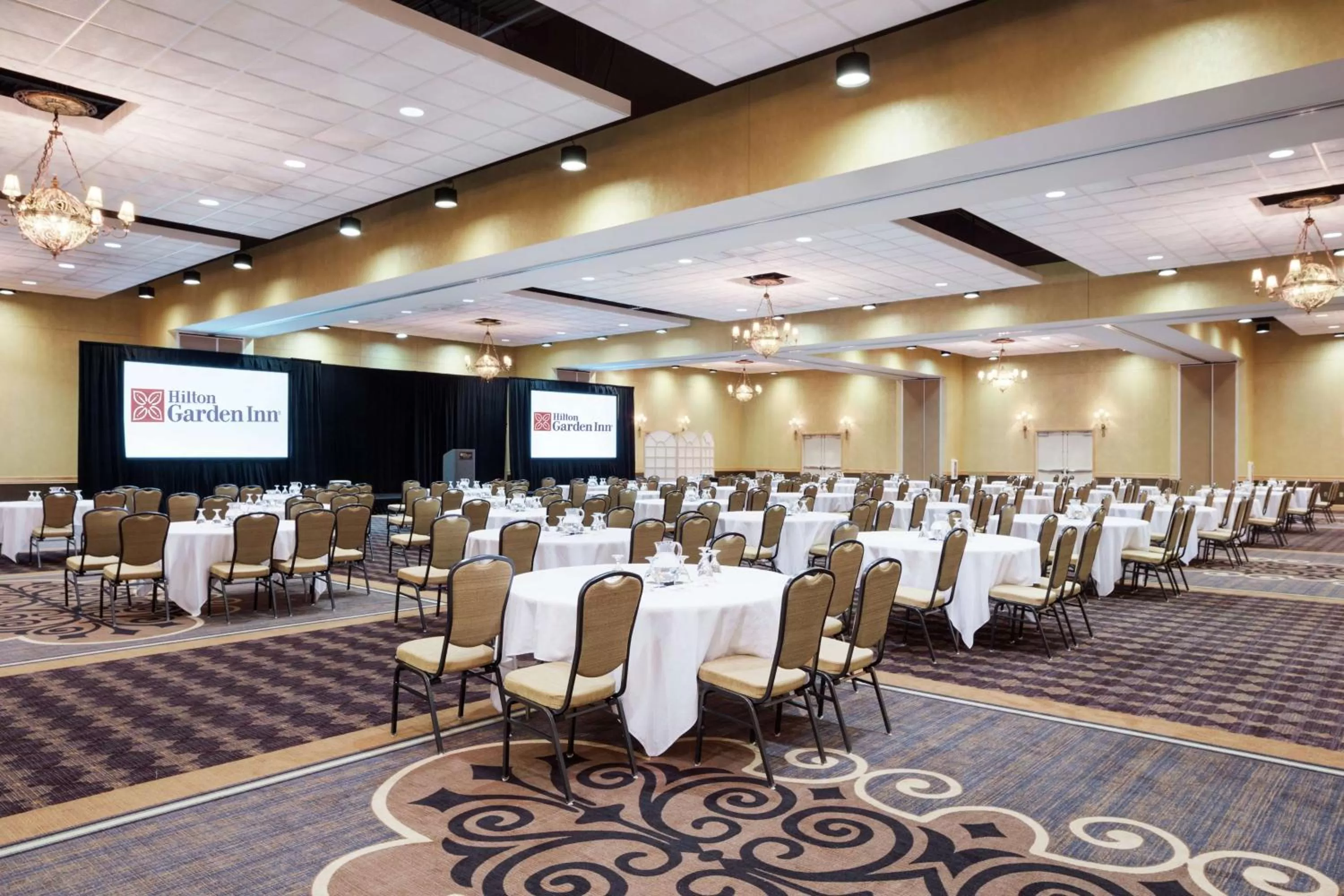 Meeting/conference room in Hilton Garden Inn Toledo / Perrysburg