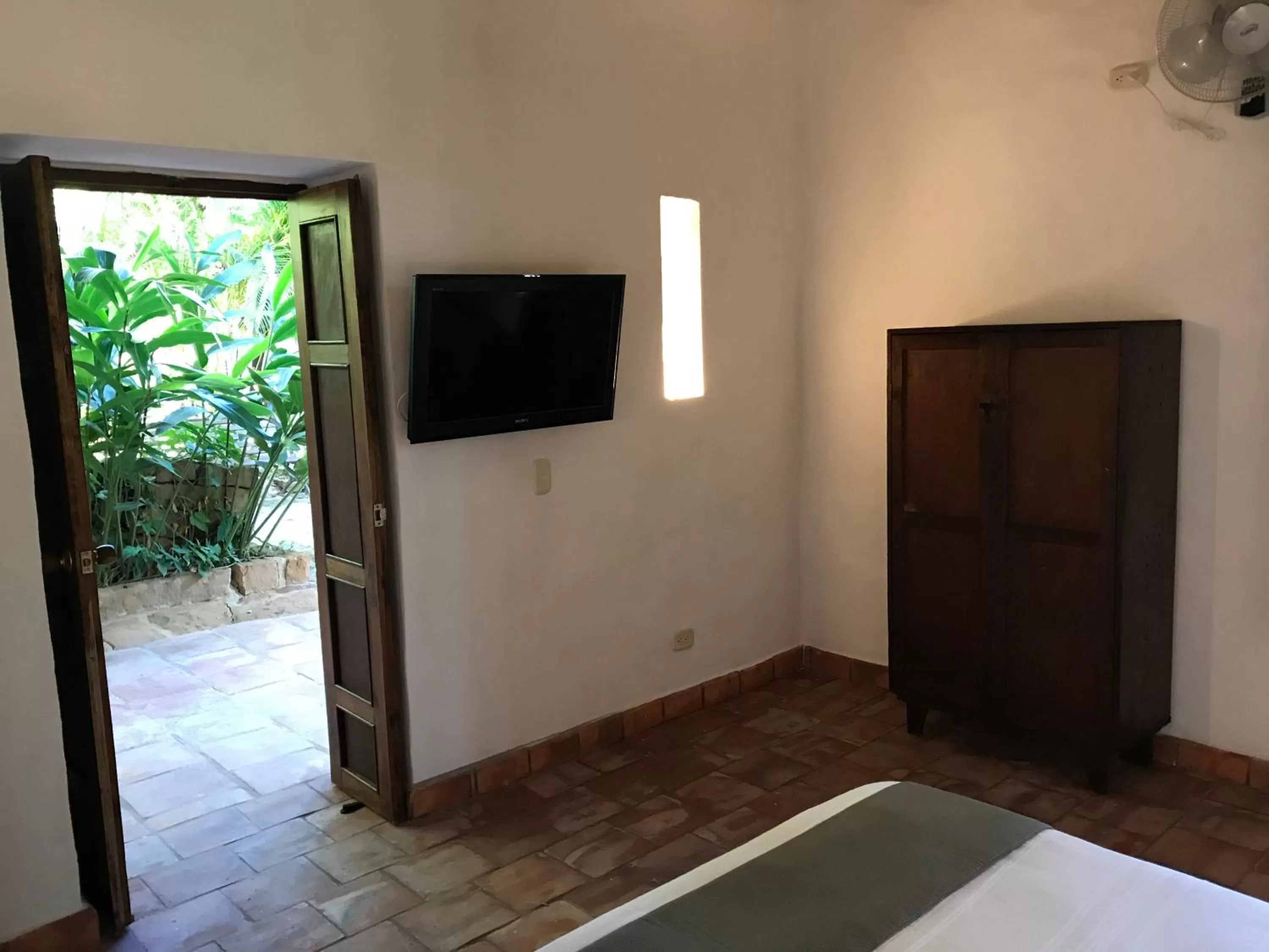 TV and multimedia, Bed in Achiotte by Masaya Collection