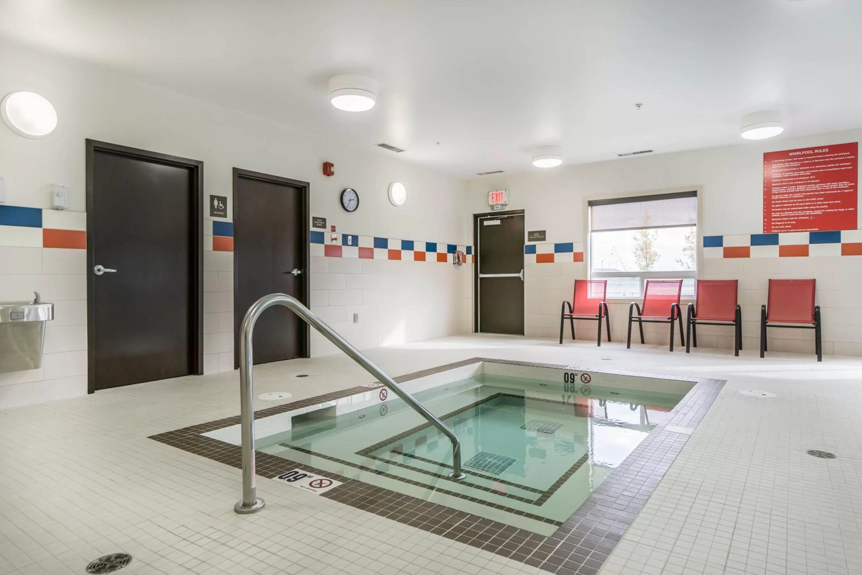 Hot Tub in Comfort Inn & Suites Edmonton International Airport