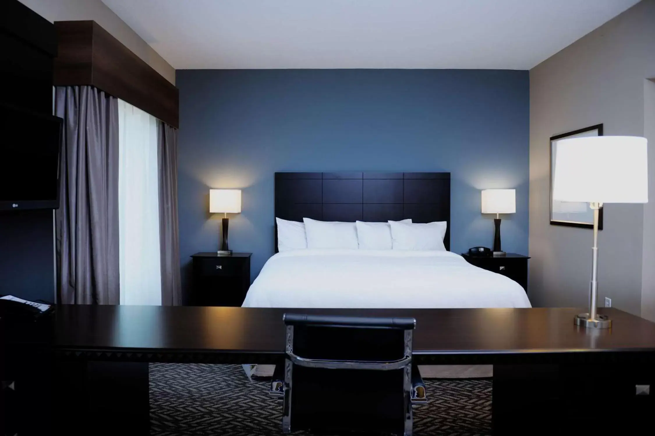 King Studio Suite - Non-Smoking in Hampton Inn Crystal River King Studio Suite - Non-Smoking in Hampton Inn Crystal River