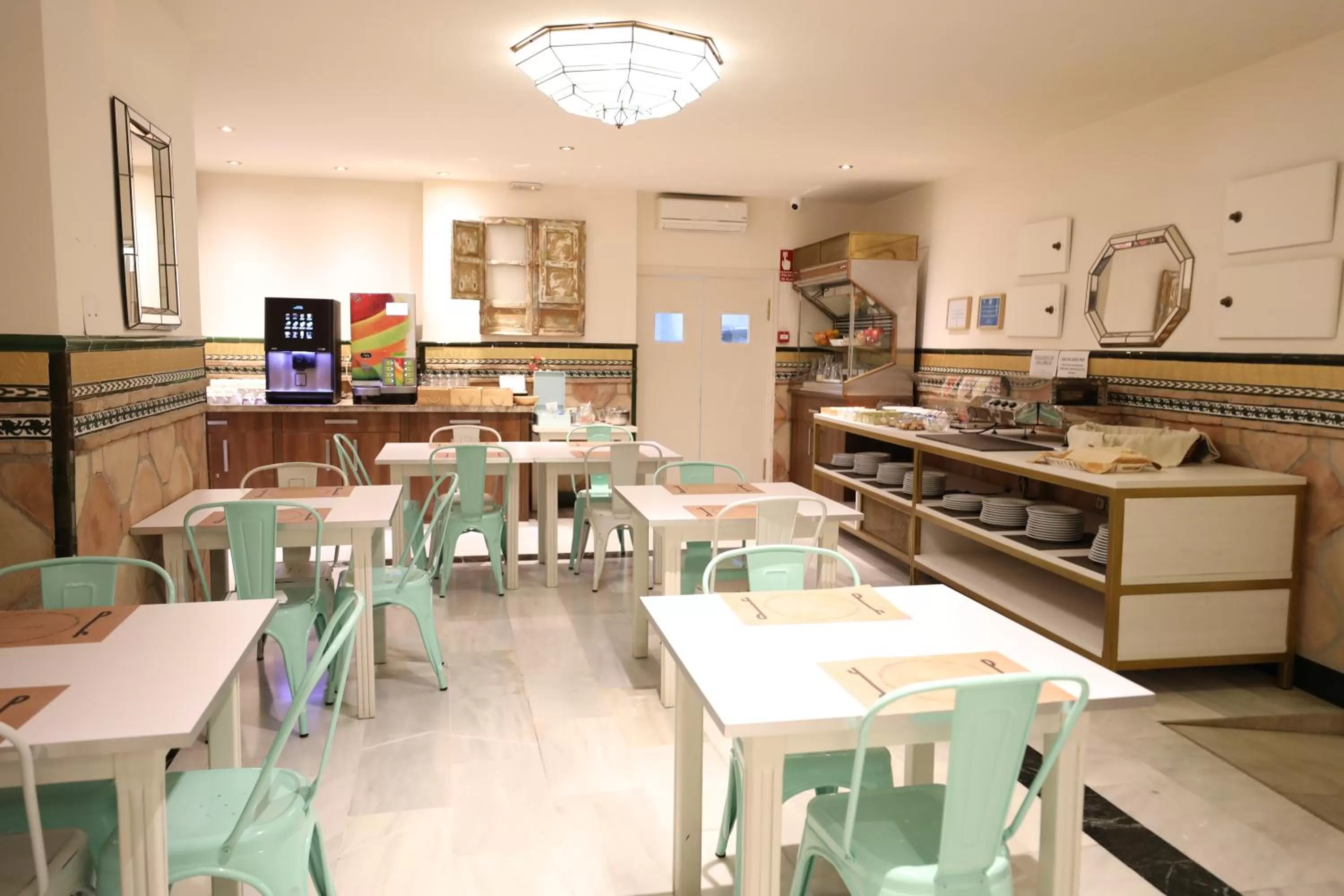 Buffet breakfast in YIT Casablanca