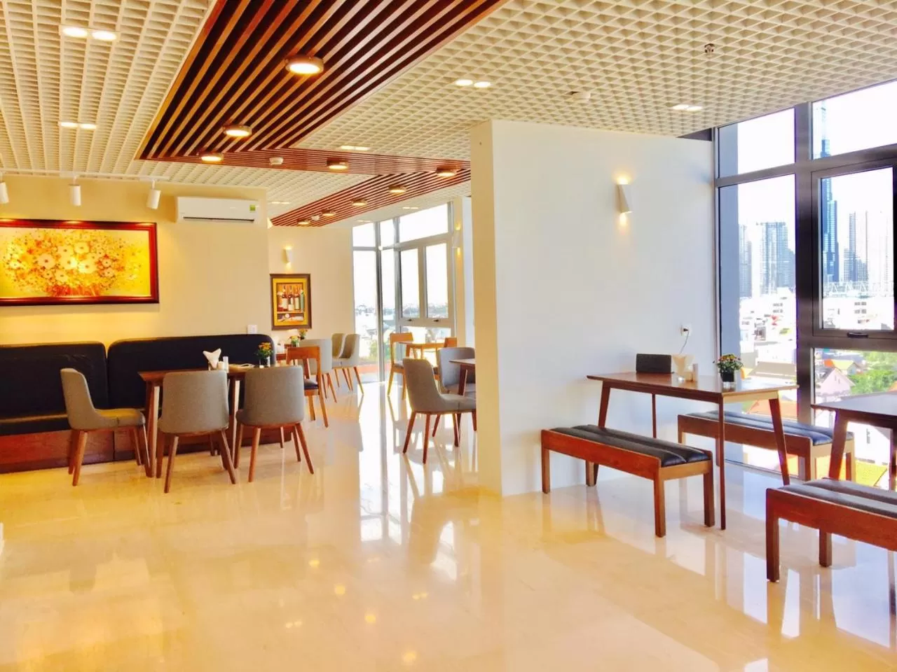 Restaurant/places to eat in Aurora Western Village