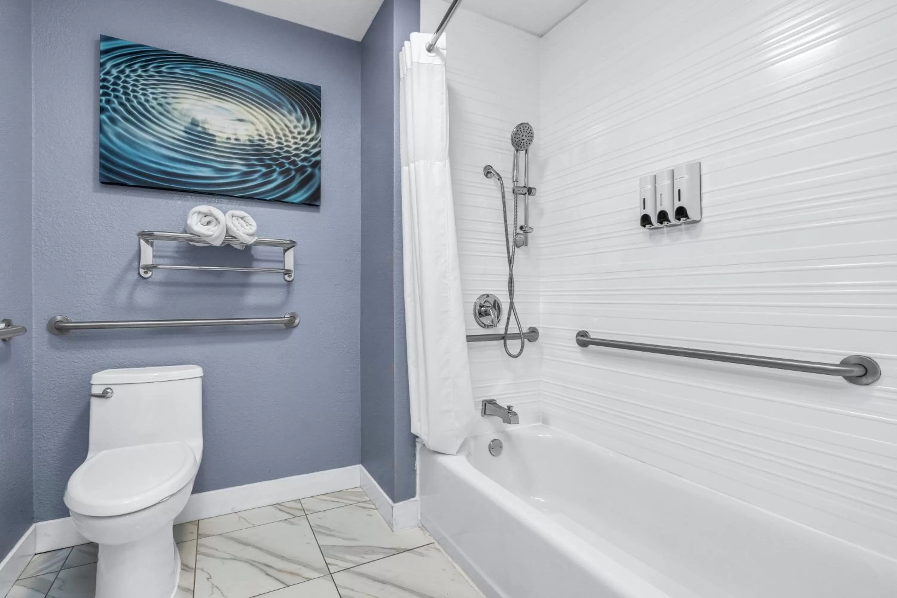 Toilet in Inn at Rockaway San Francisco Pacifica