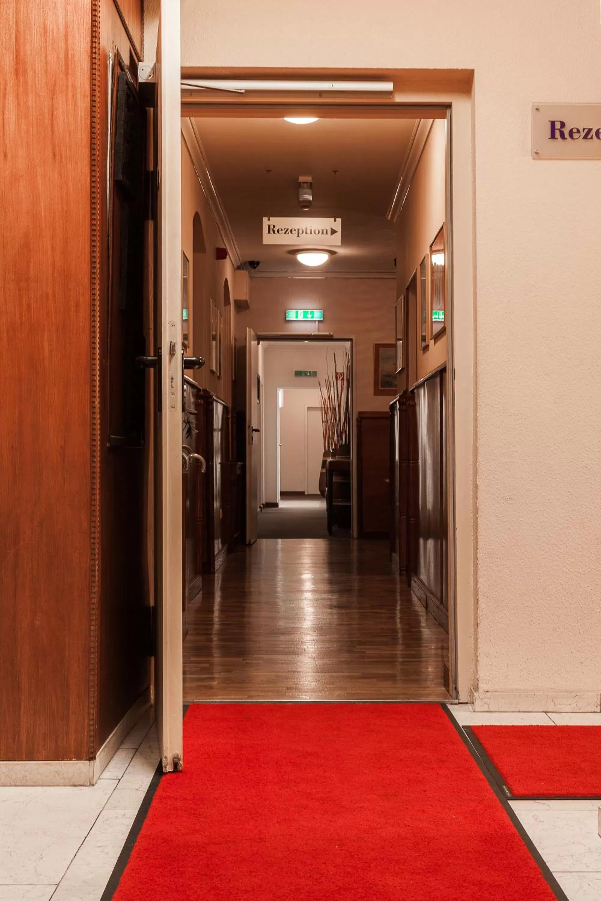 Property building in Hotel Aviv Dresden