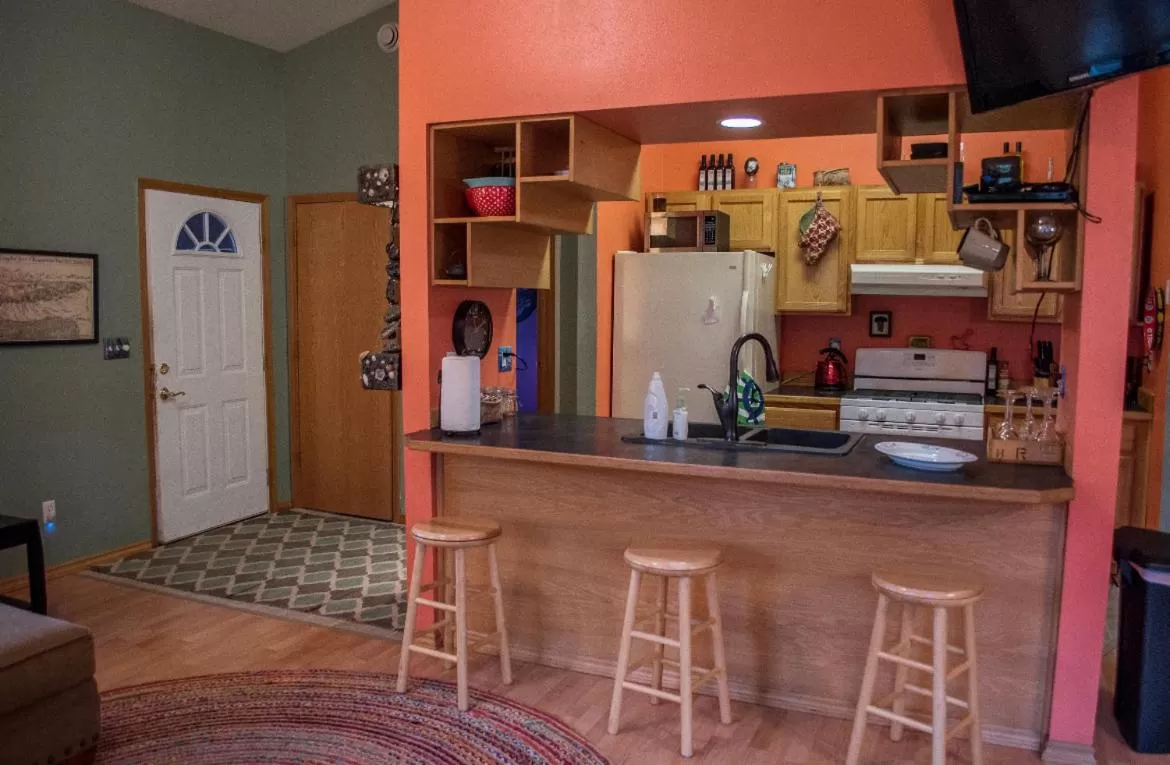 Pioneer Inn Downtown