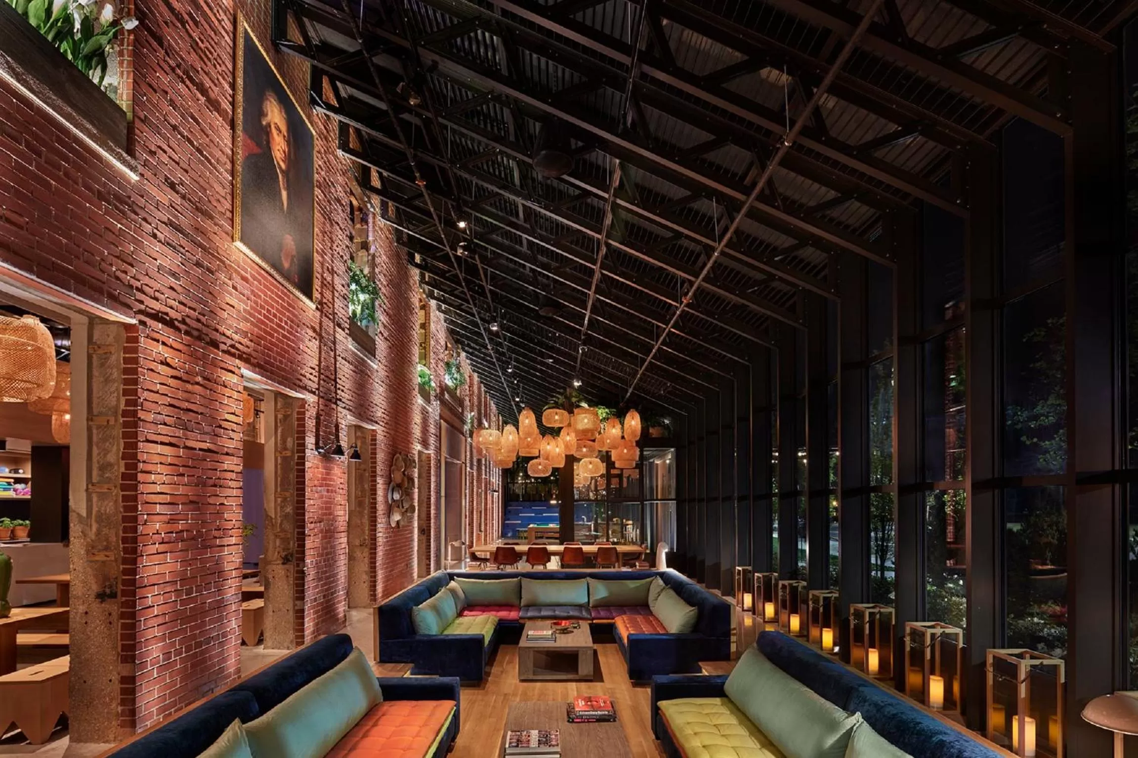 Communal lounge/ TV room in The Asbury Hotel