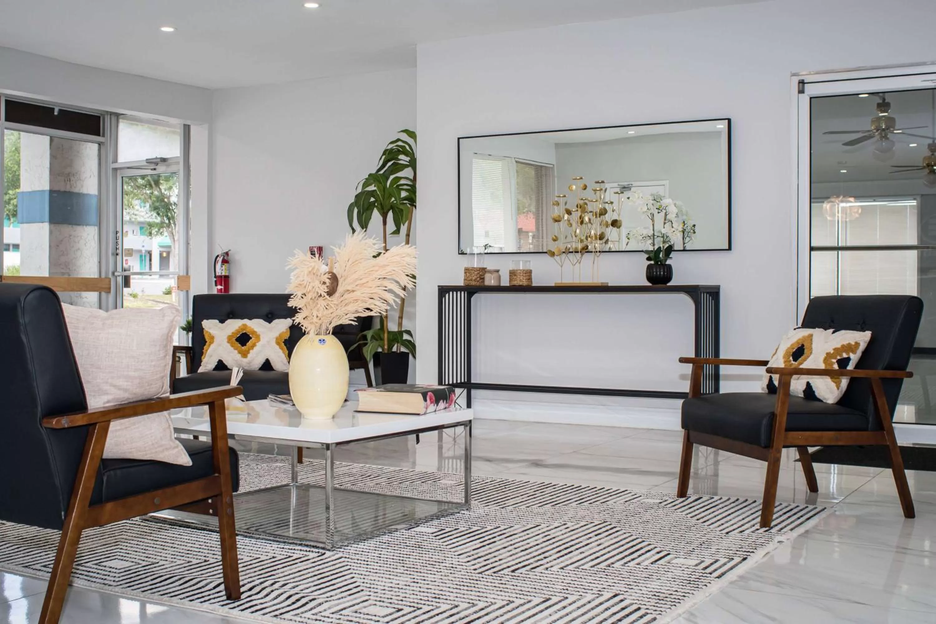 Lobby or reception in Baymont by Wyndham Altamonte Springs