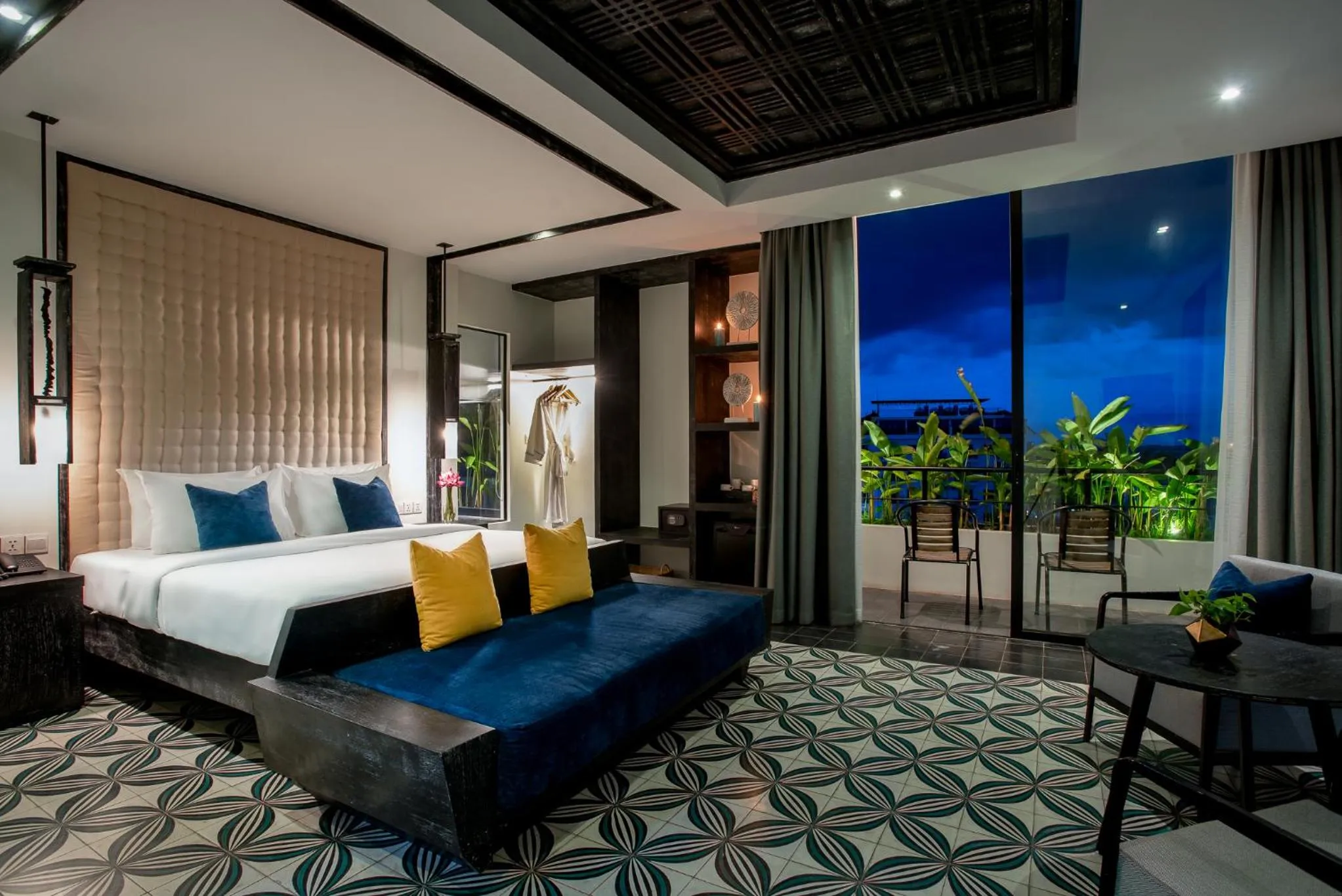 City view, Bed in Monthara Angkor Residence