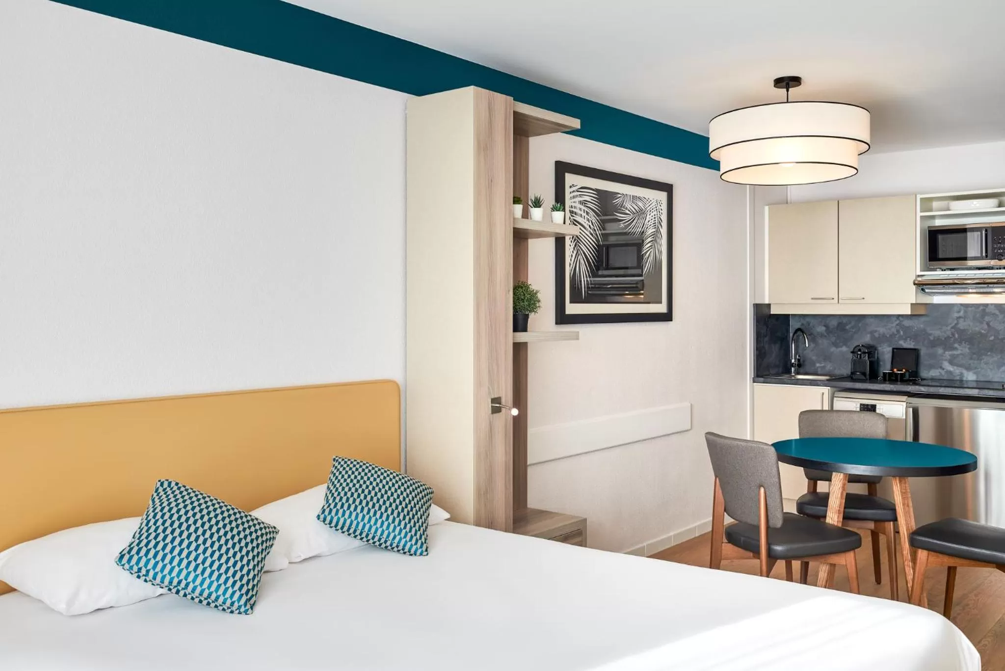 Bedroom, Bed in Aparthotel Adagio Monaco Palais Joséphine