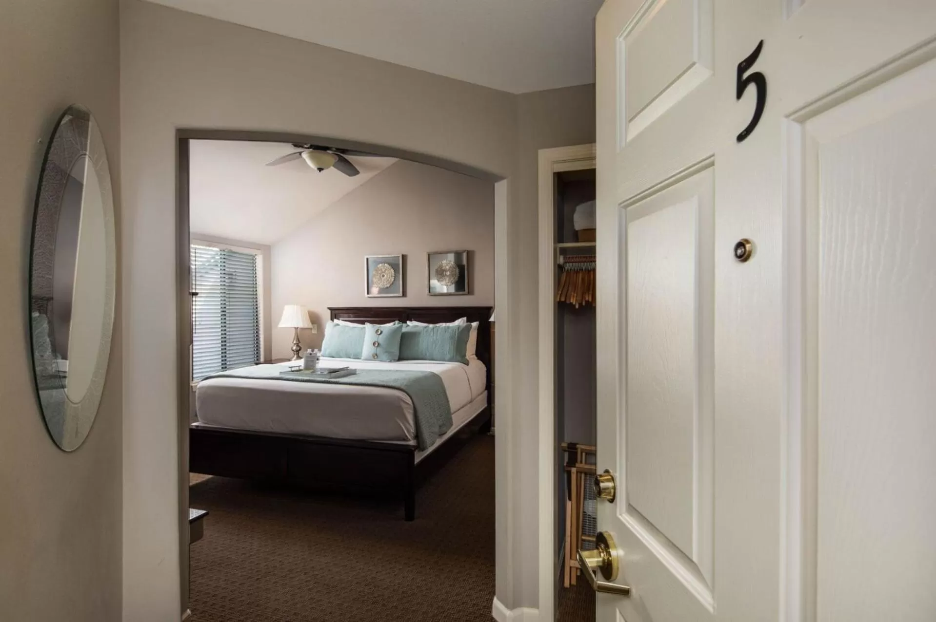 Bed in Inn Above Oak Creek Sedona