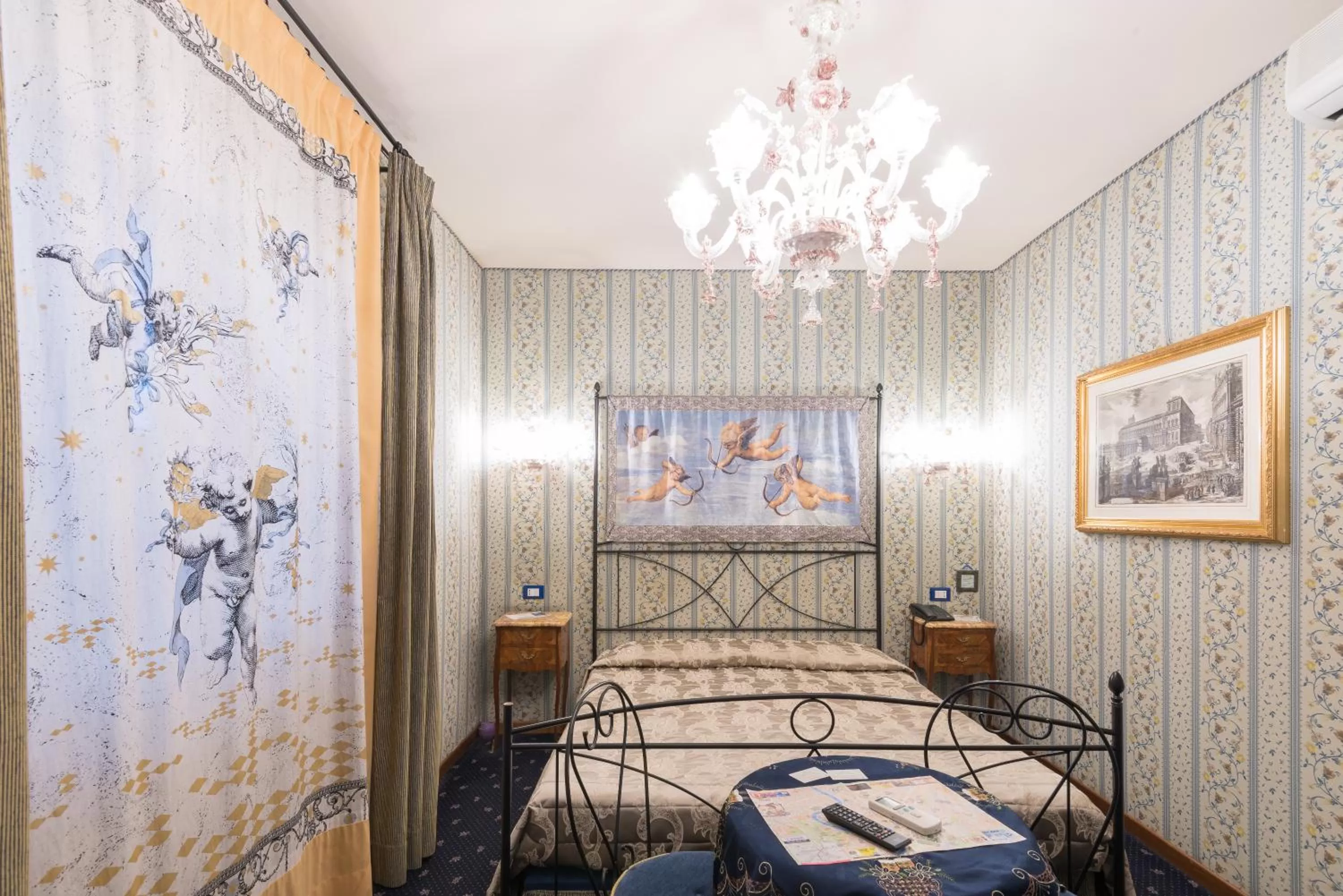 Photo of the whole room, Bed in Residenza Ave Roma
