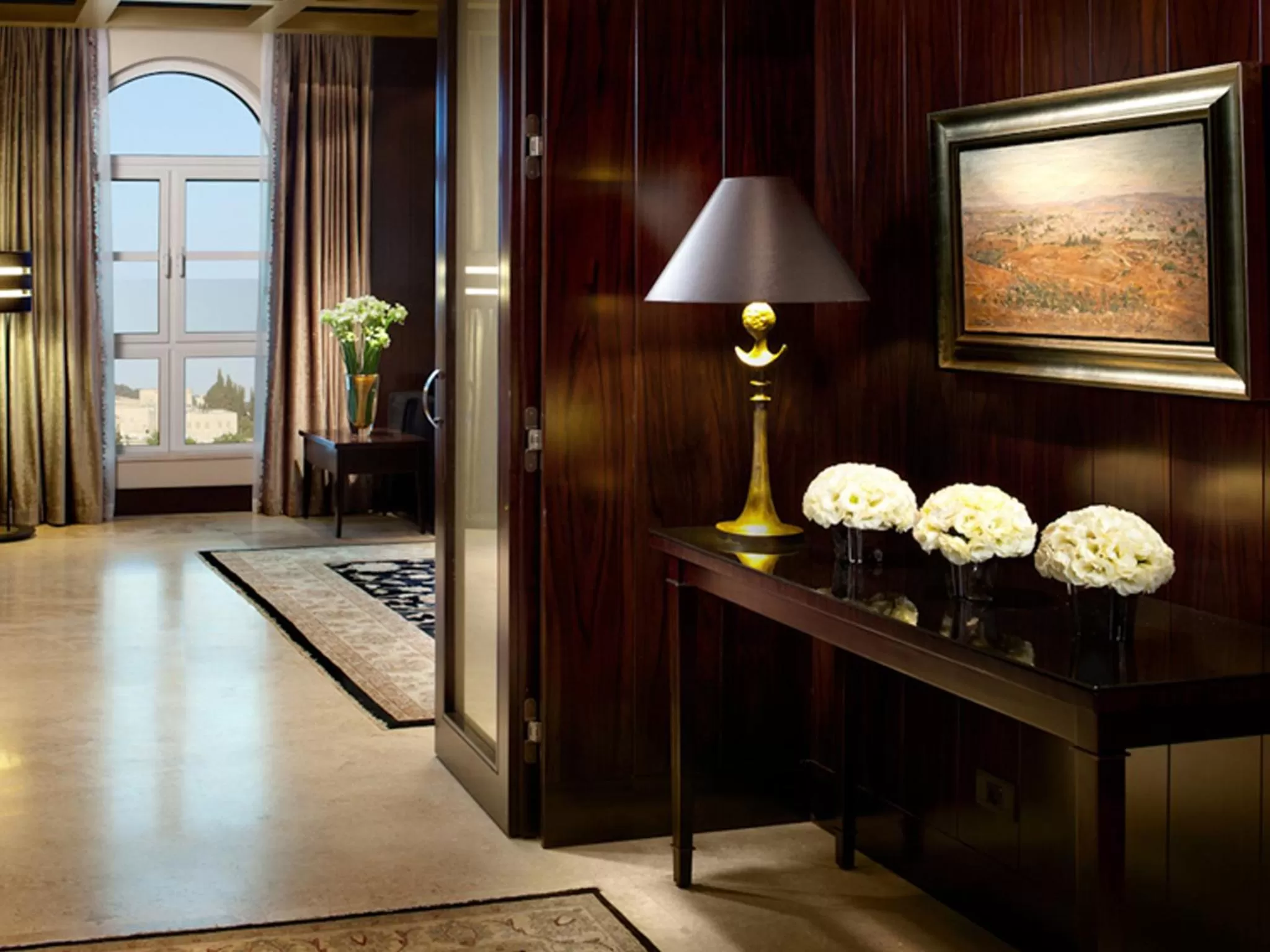 Photo of the whole room in King David Hotel Jerusalem