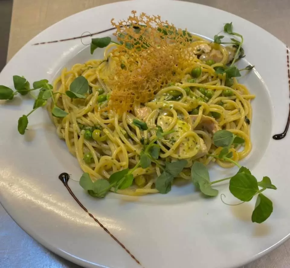 Food and drinks in Beach Green Hotel