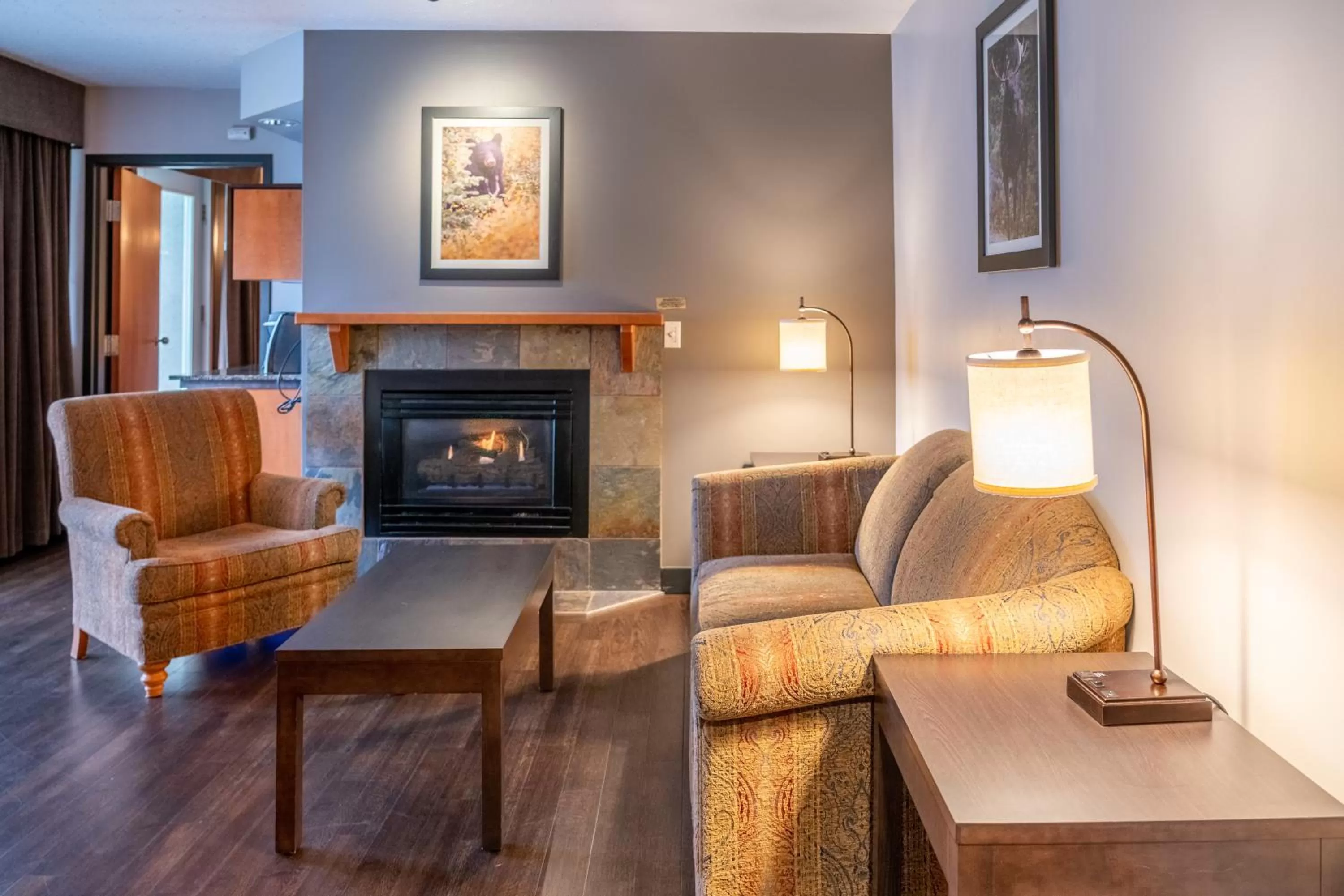 Living room in Pocaterra Inn & Waterslide