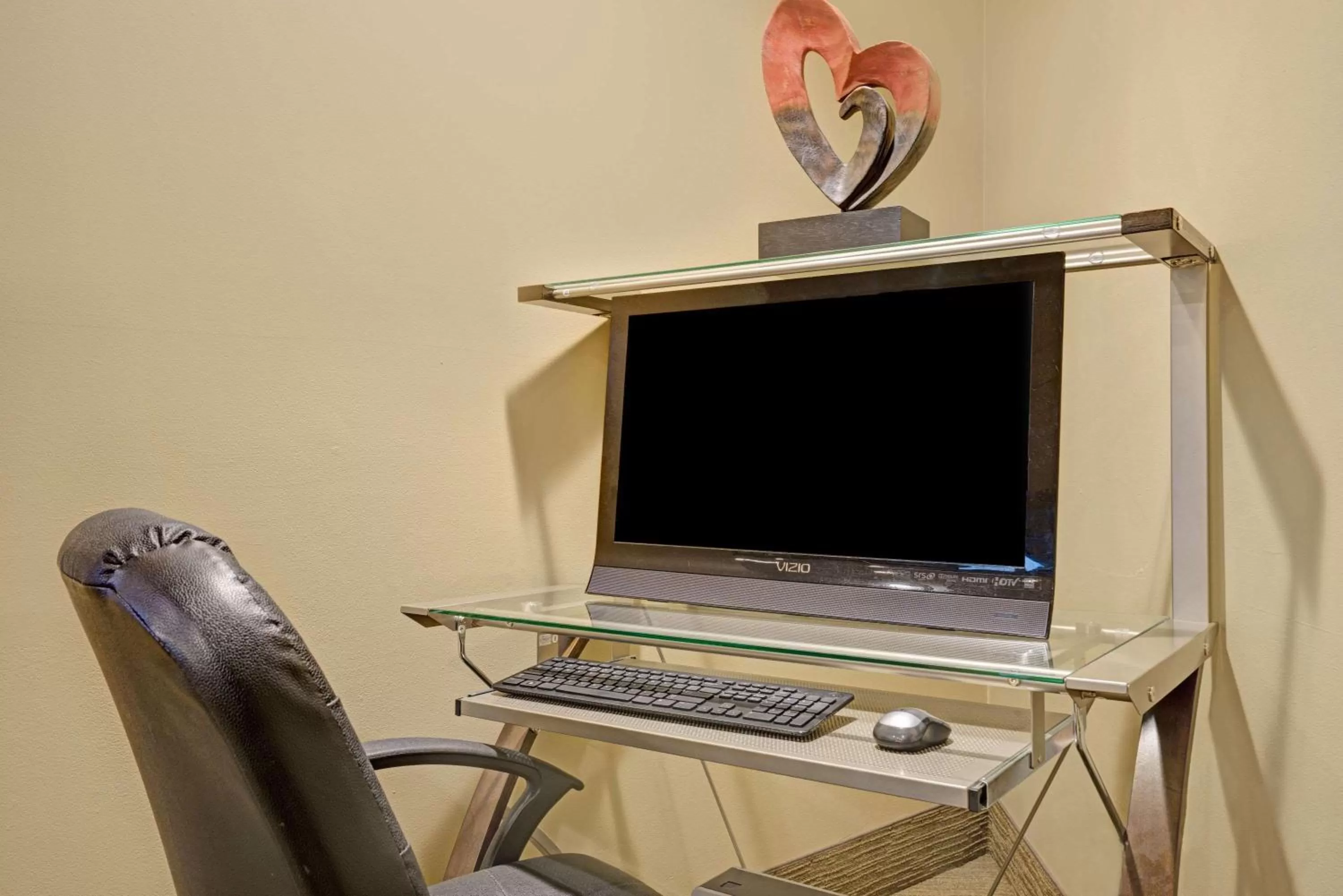 Business facilities in Super 8 by Wyndham Melrose