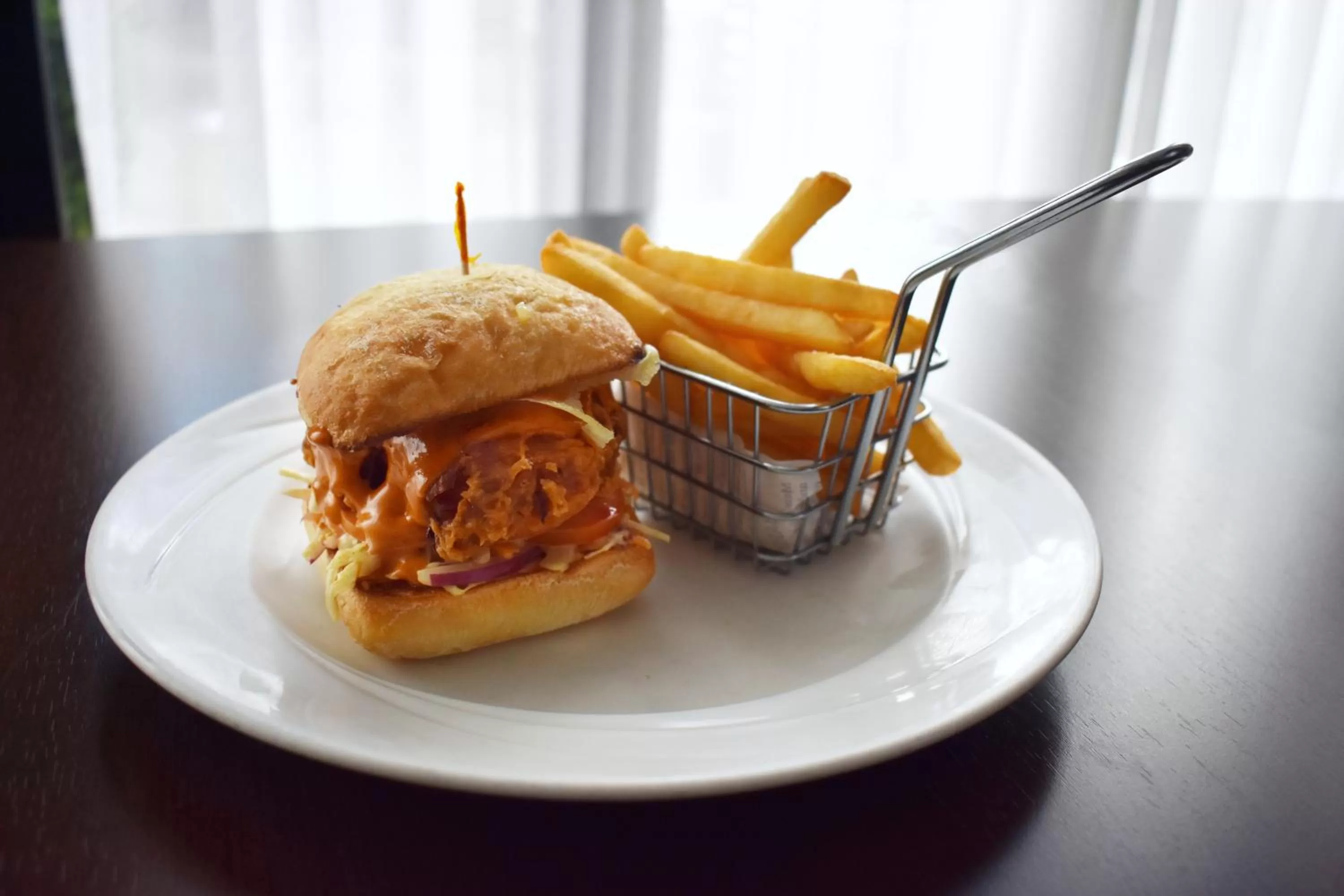 Food and drinks in Holiday Inn Parramatta by IHG