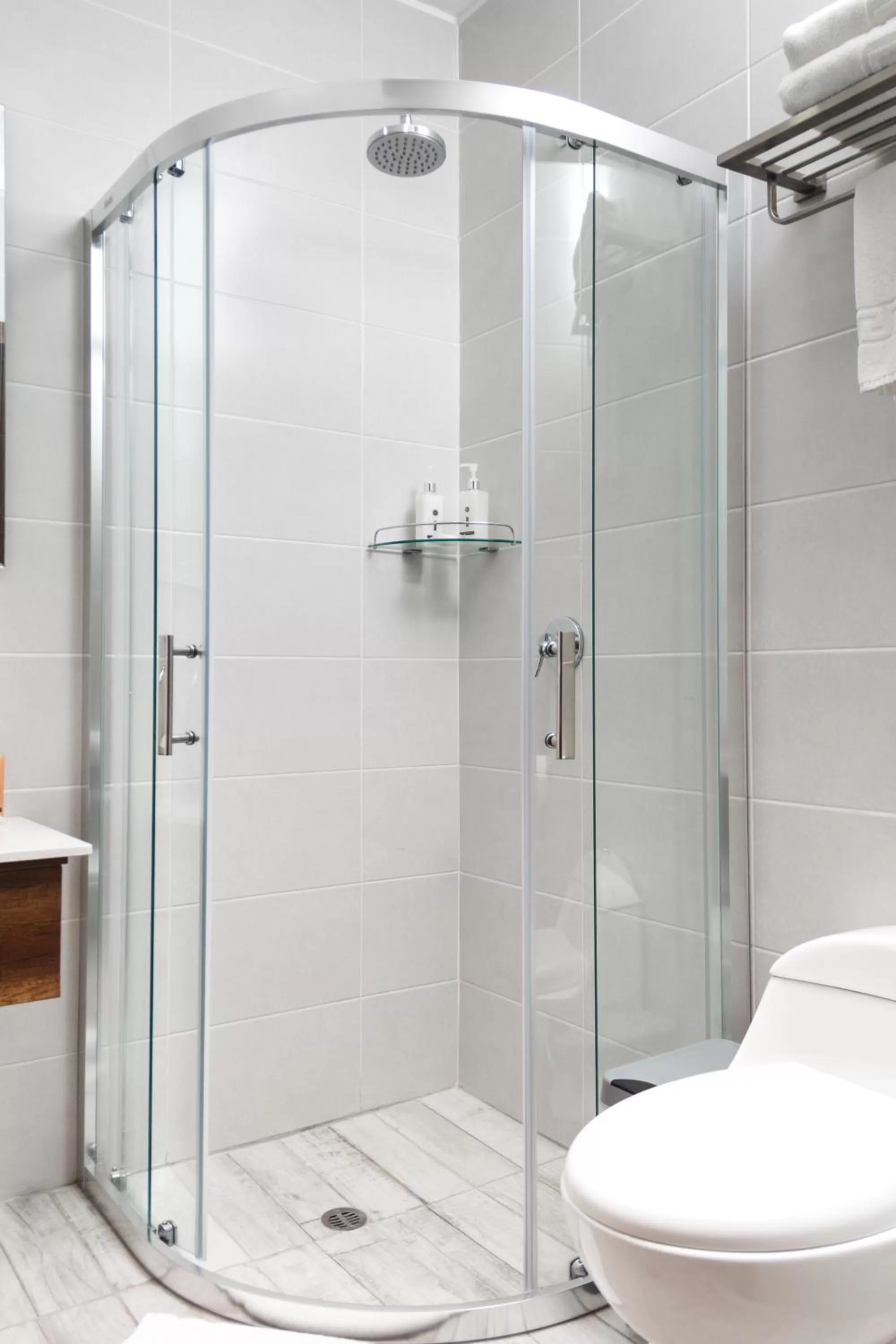 Bathroom in REEC Latacunga by Oro Verde Hotels
