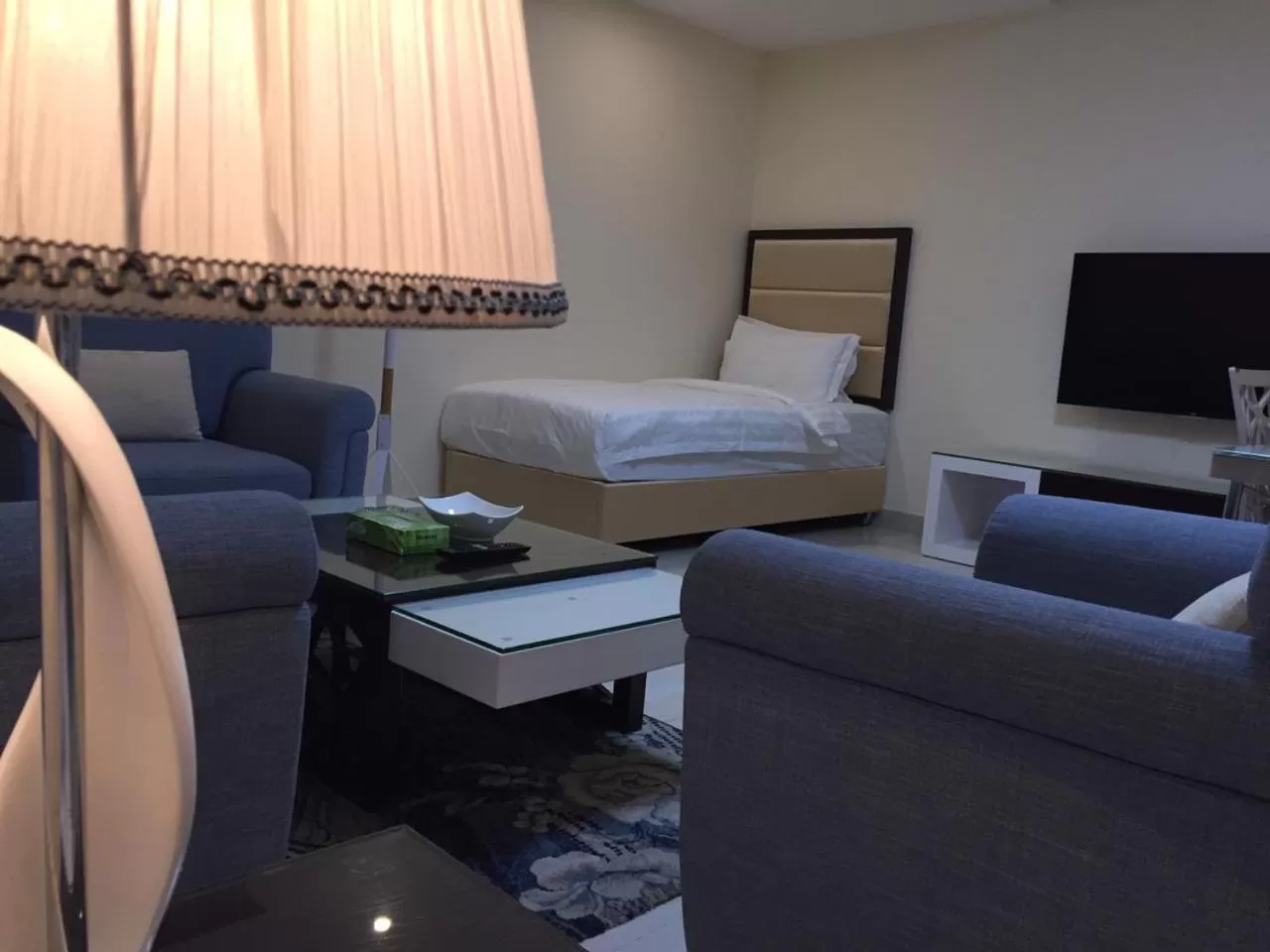 Bed in Arjaan Altakhassusi Hotel Suites