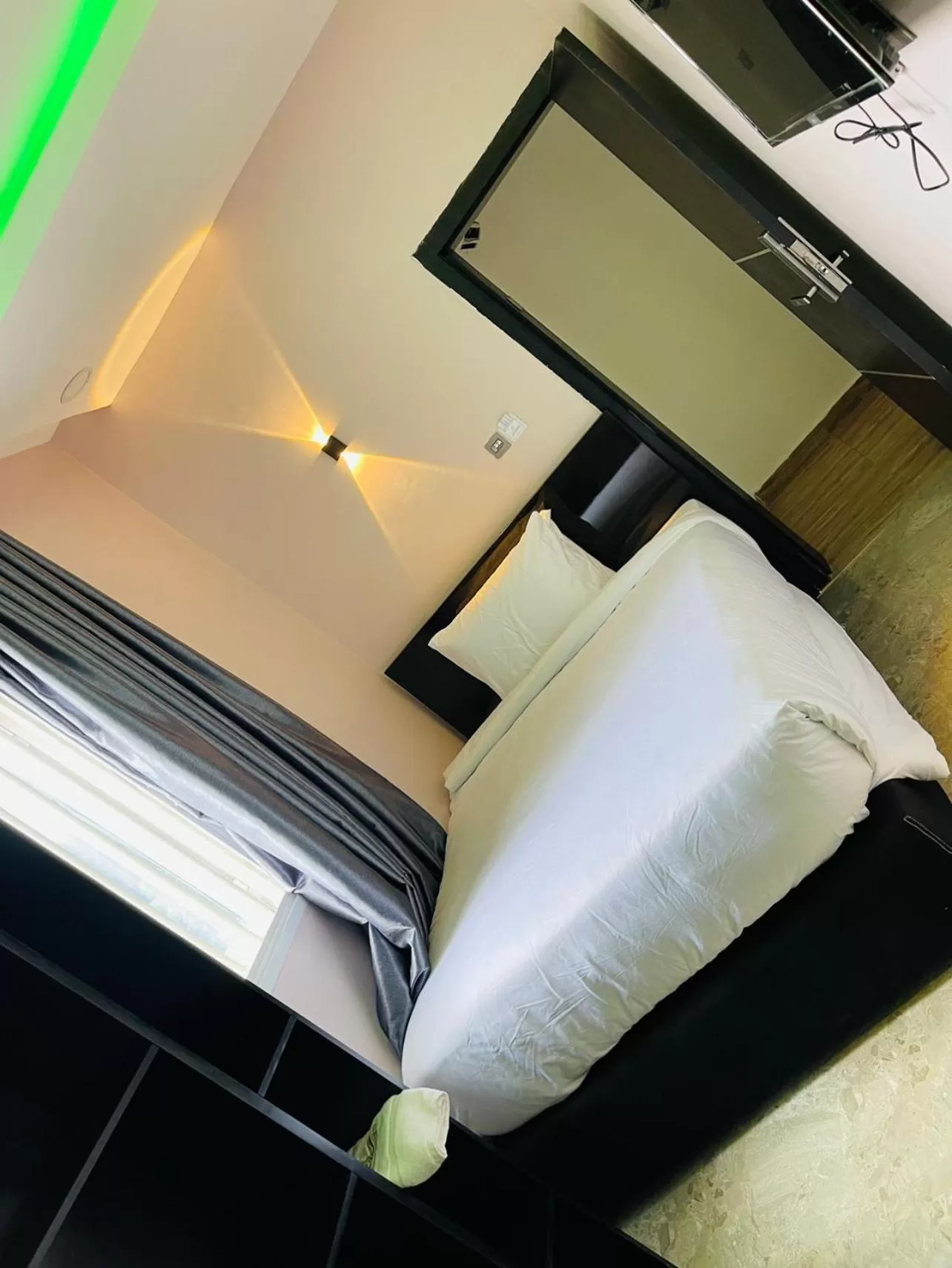 Bedroom, Bed in Beniks courtyard Hotel