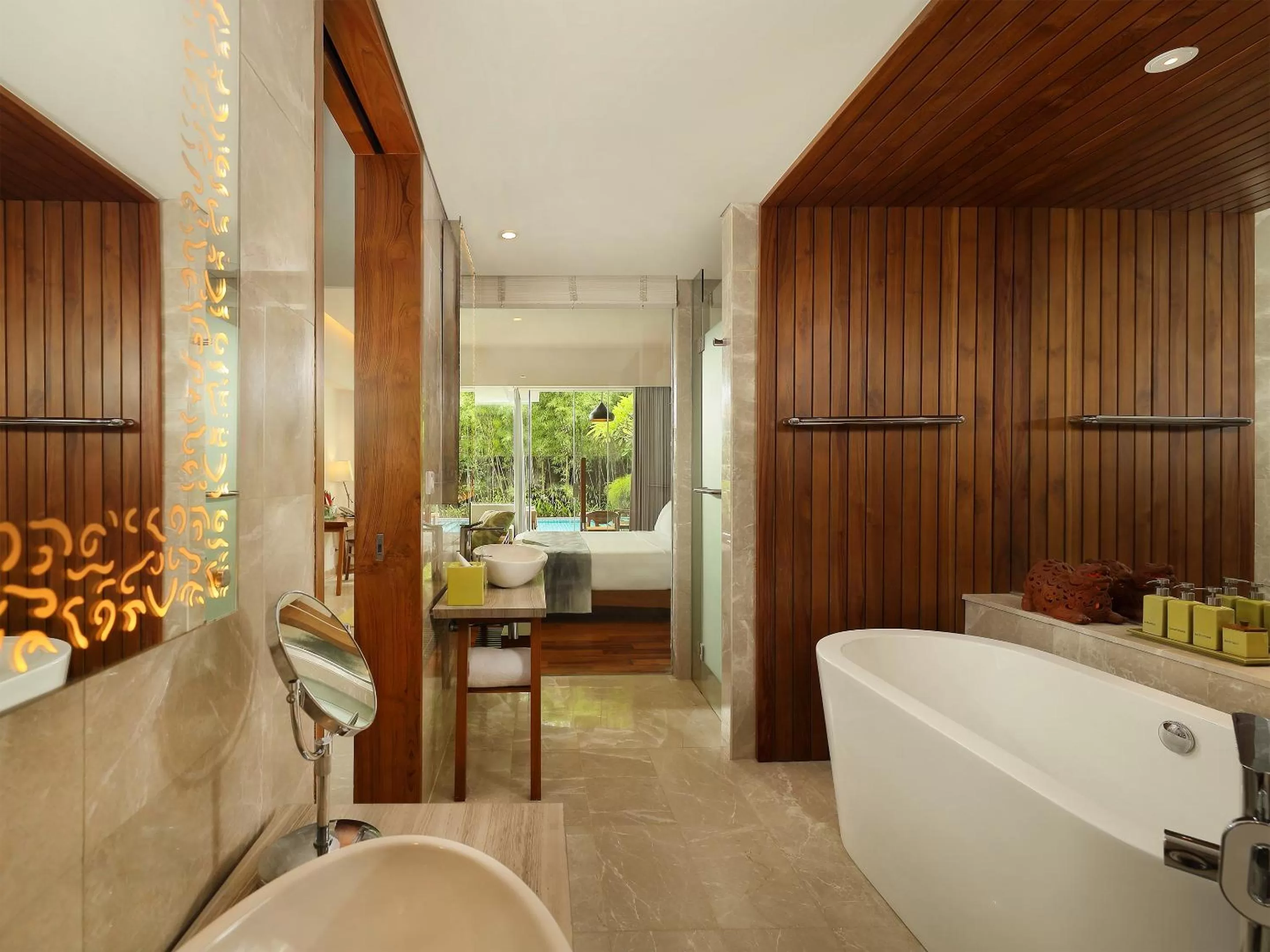 Bathroom in Maya Sanur Resort & Spa