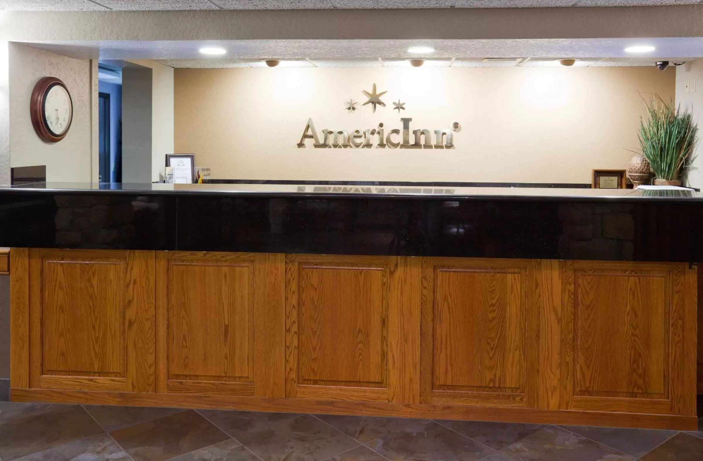 Lobby or reception in AmericInn by Wyndham Ankeny/Des Moines