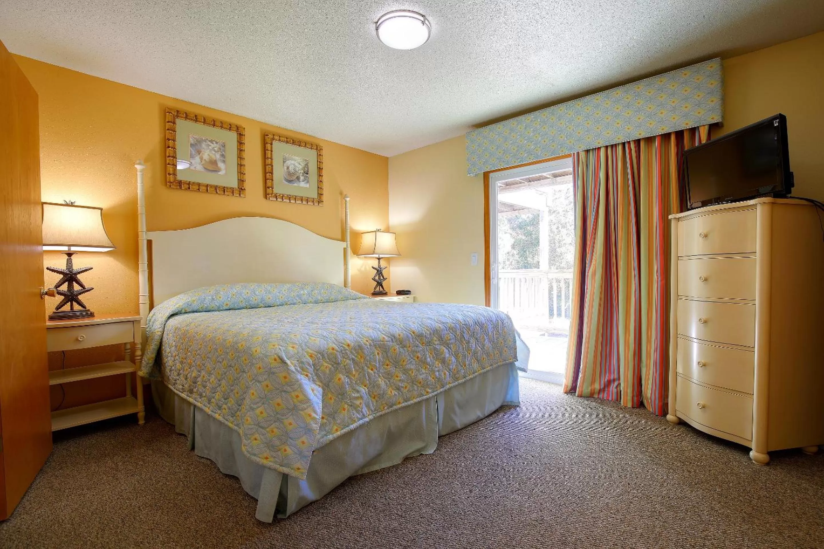 Bedroom, Bed in Ocean Pines Resort