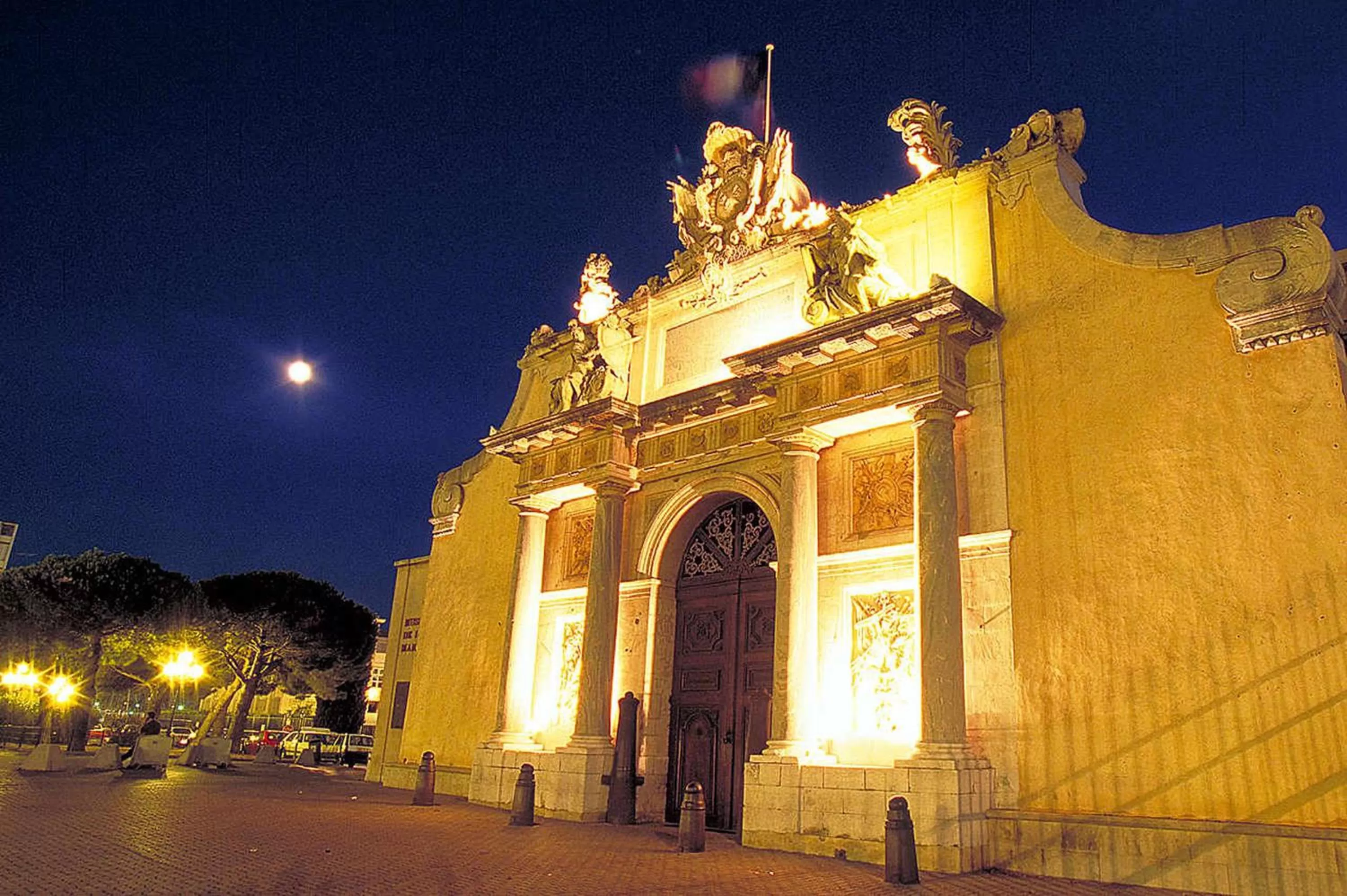 Entertainment in Ibis Budget Toulon Centre