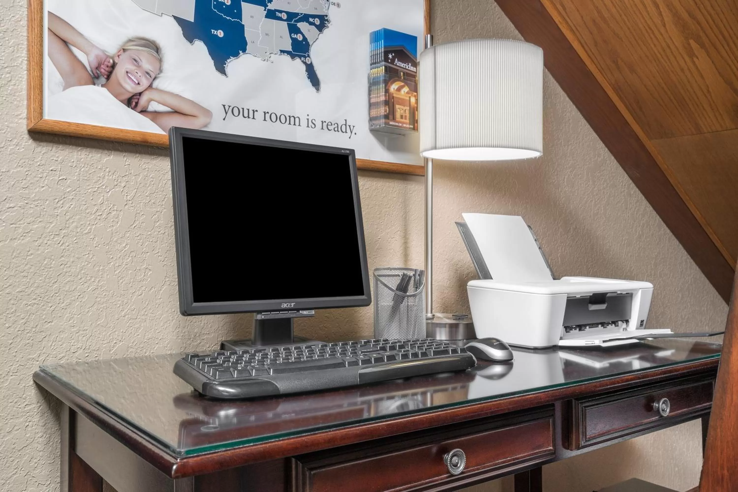 Lobby or reception in AmericInn by Wyndham Lake City