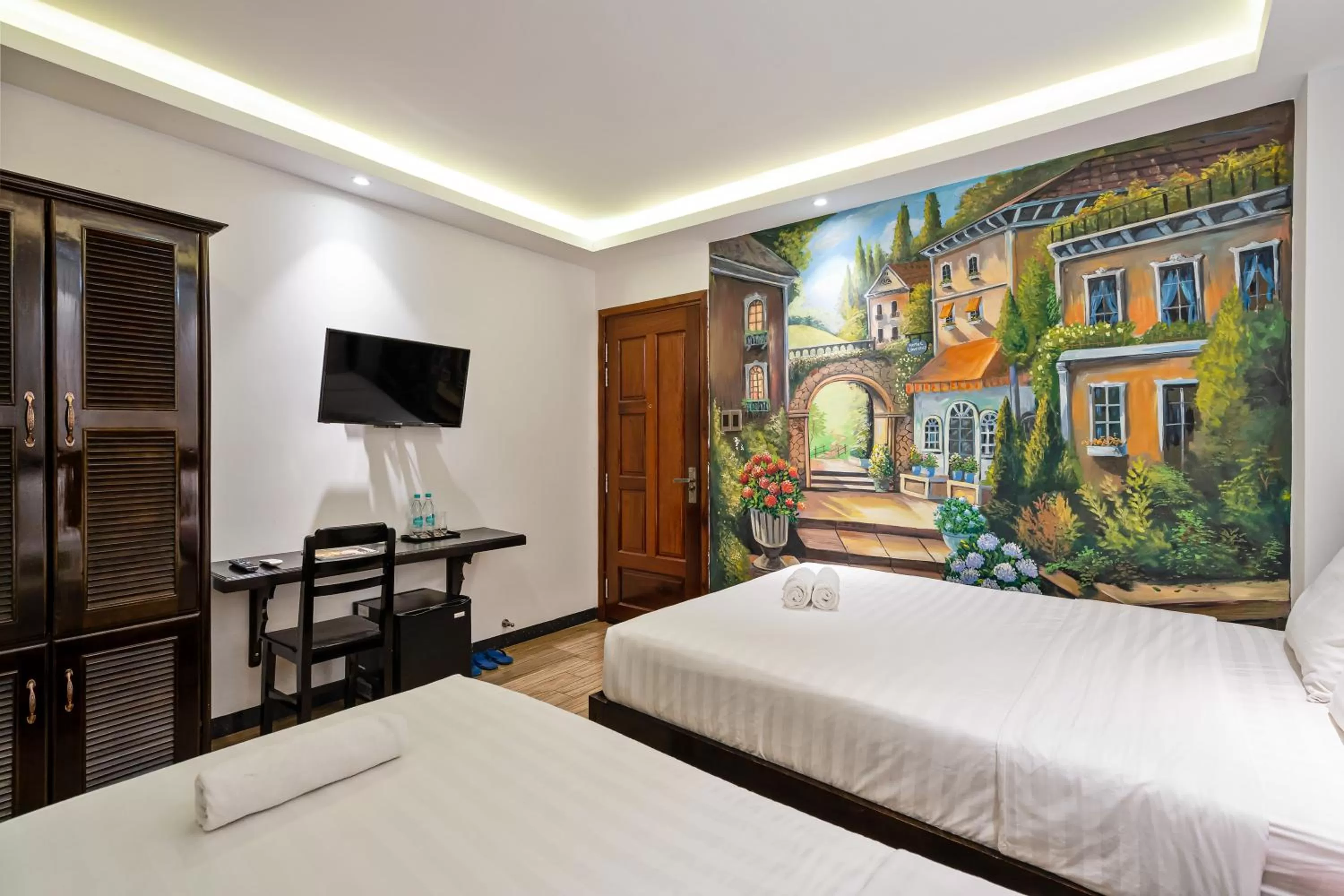 Bed in Lotus Laverne Hotel