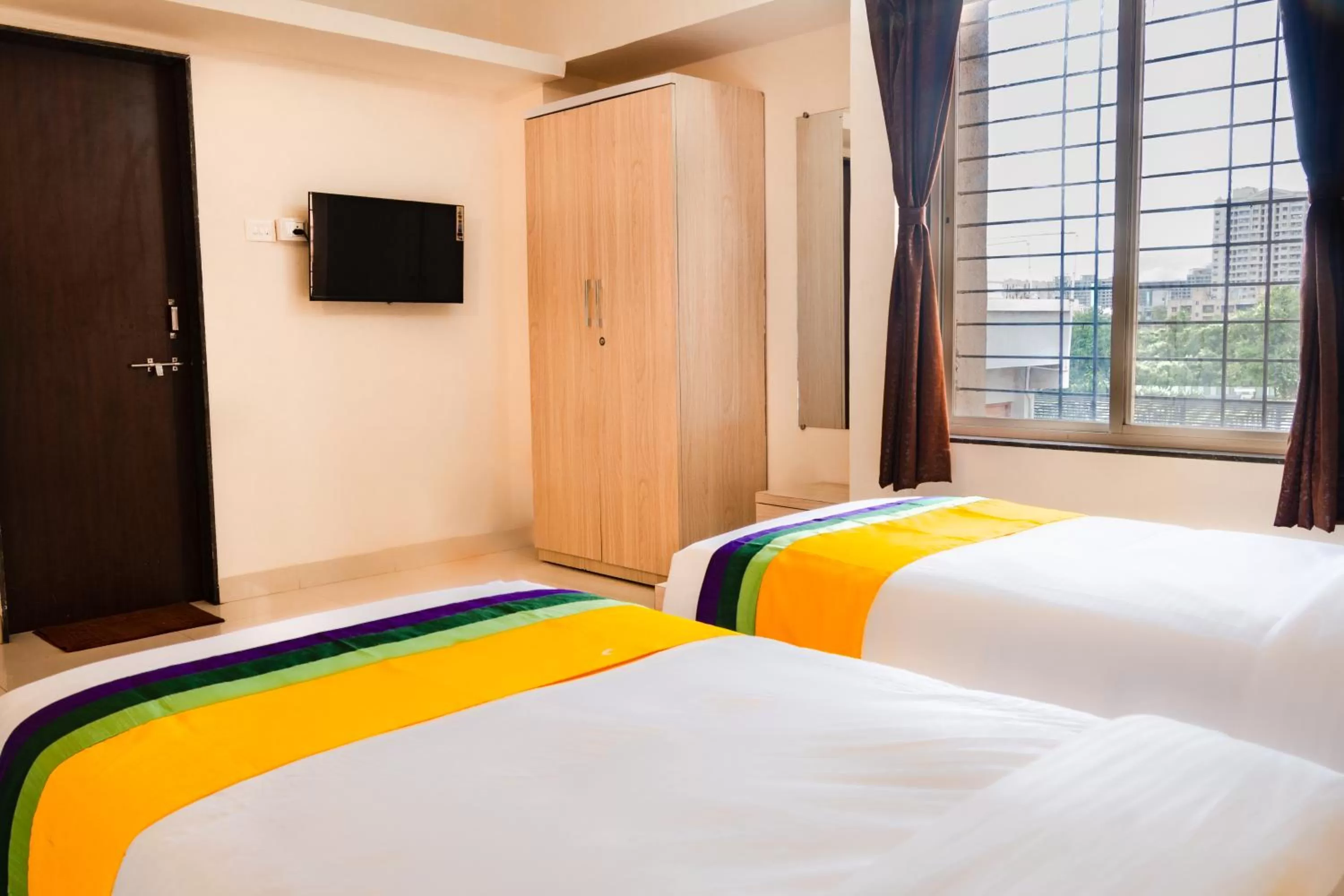 Bed in Itsy By Treebo - Opal Suites