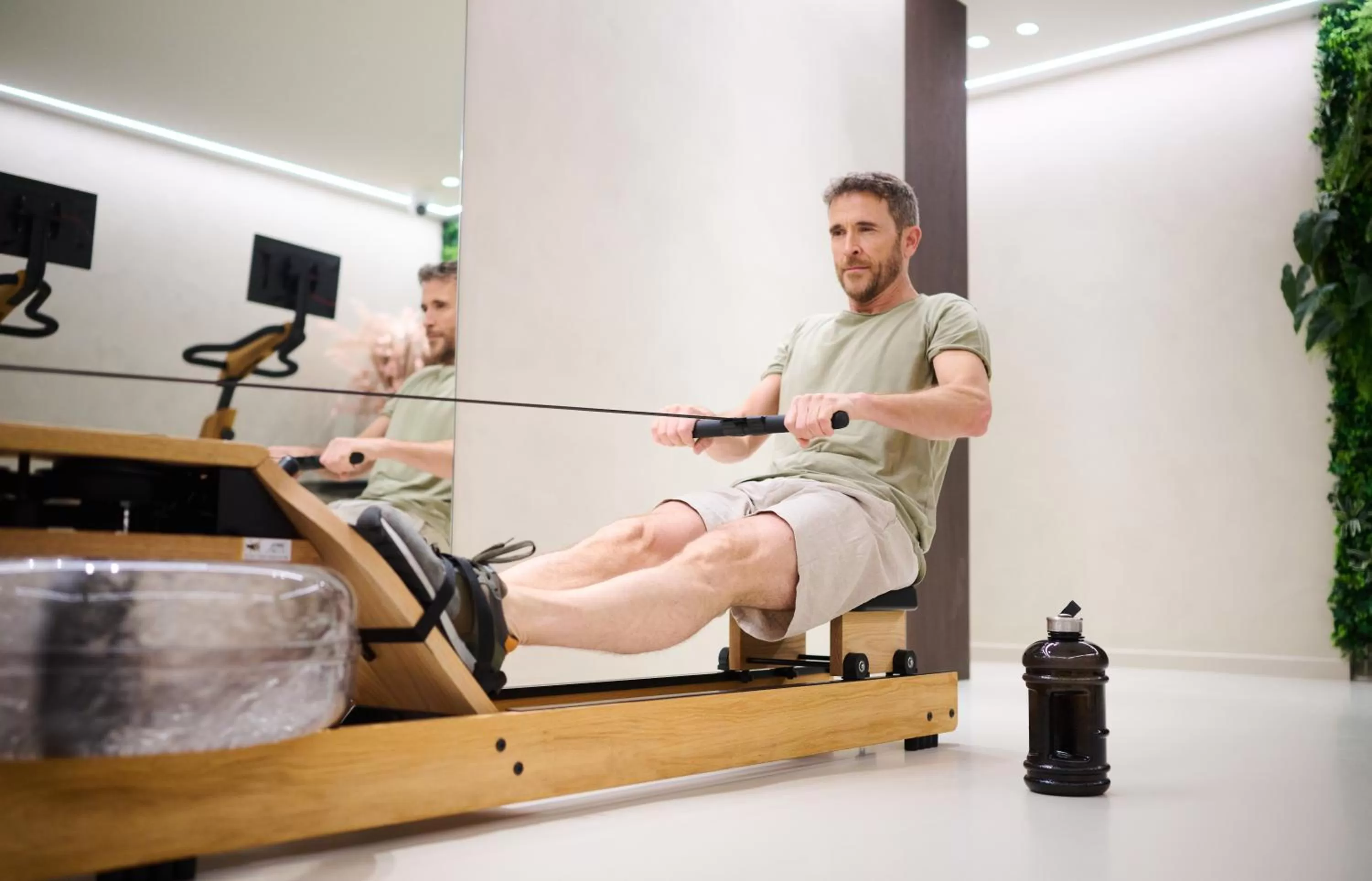 Fitness centre/facilities in The CORNR Hotel