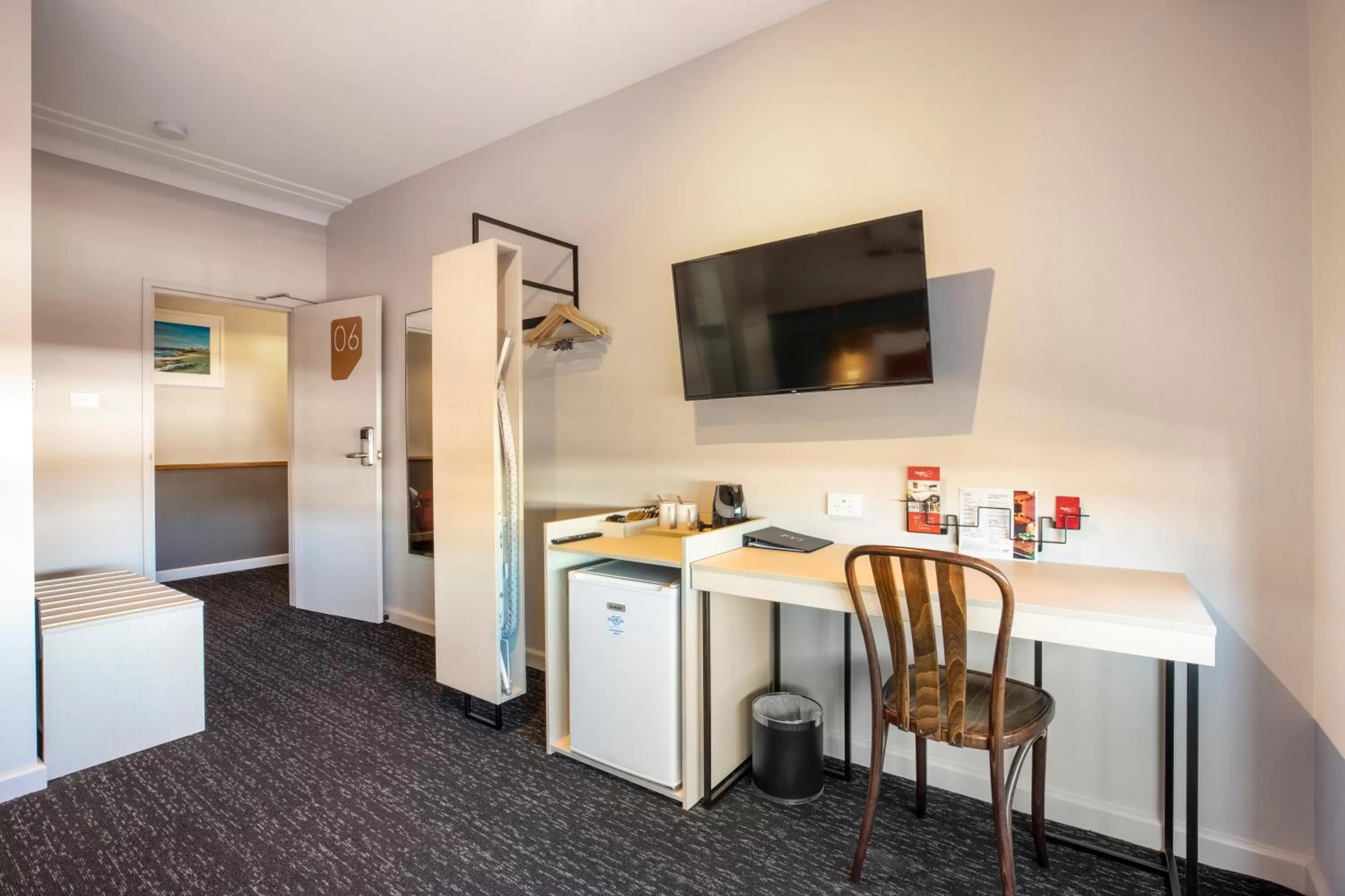 TV and multimedia in Nightcap at Ocean Beach Hotel