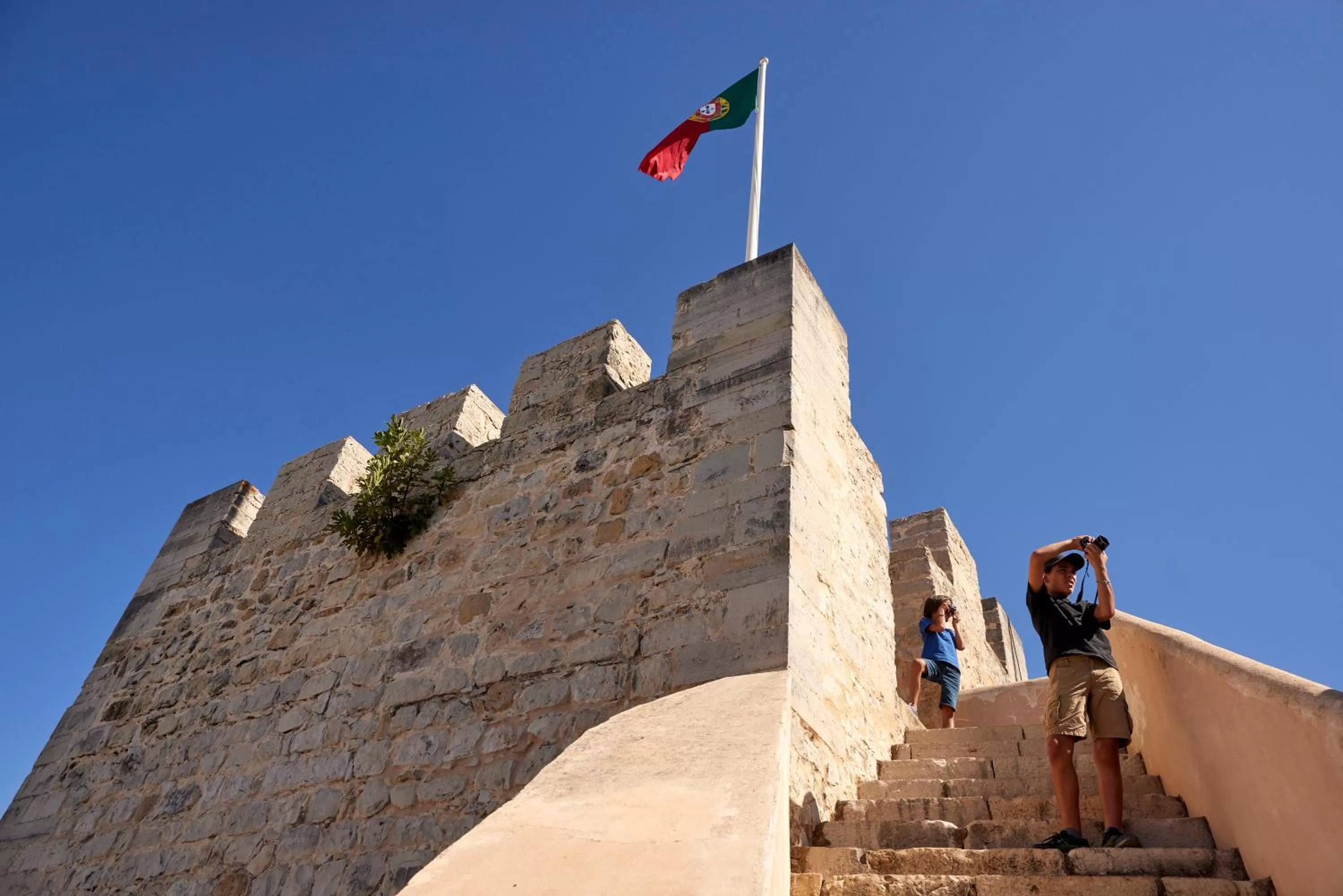 Nearby landmark in Aquashow Park Hotel