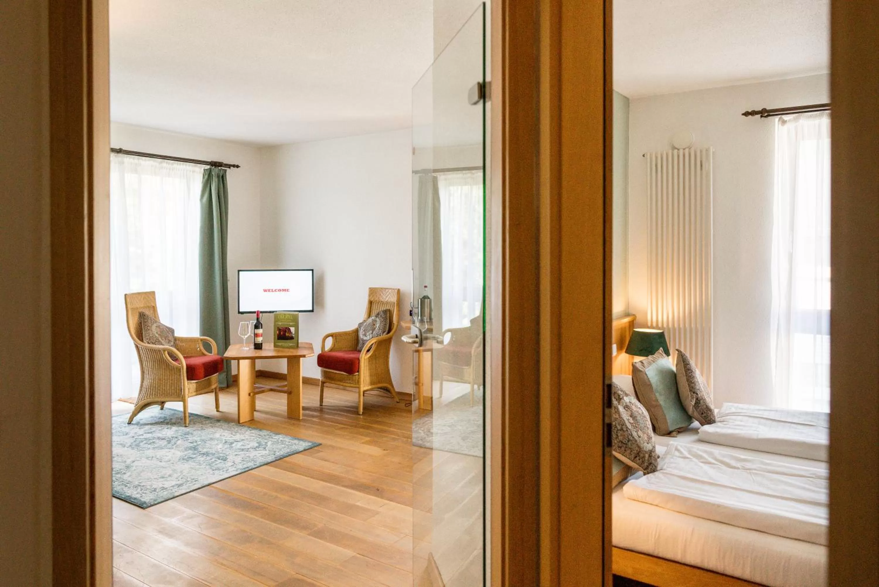 Photo of the whole room, Bed in Ökotel Hamburg