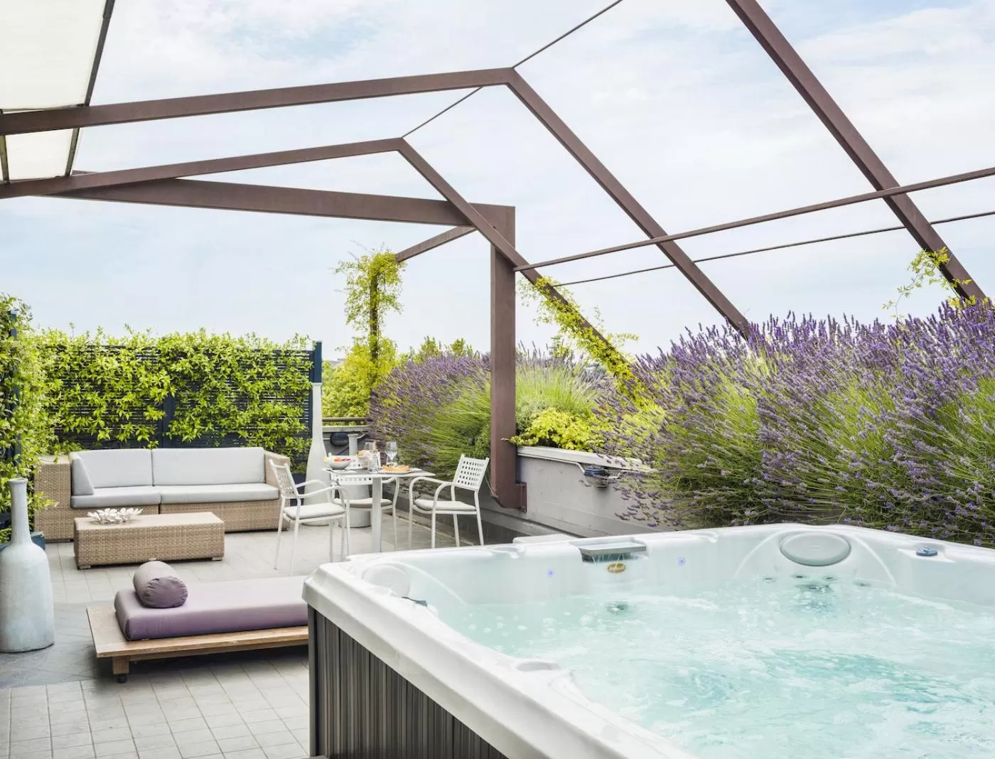 Balcony/Terrace in Enjoy Garda Hotel