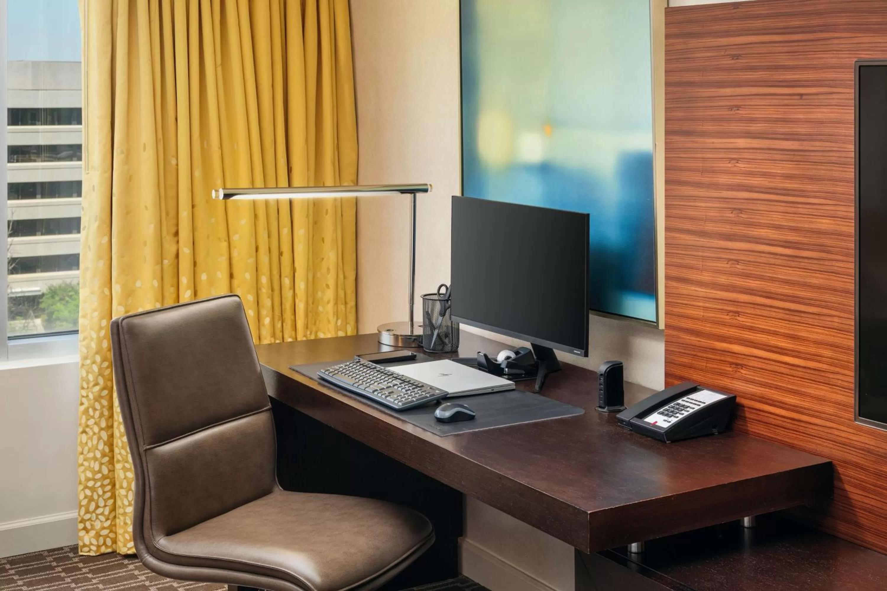 Bedroom in Hilton McLean Tysons Corner