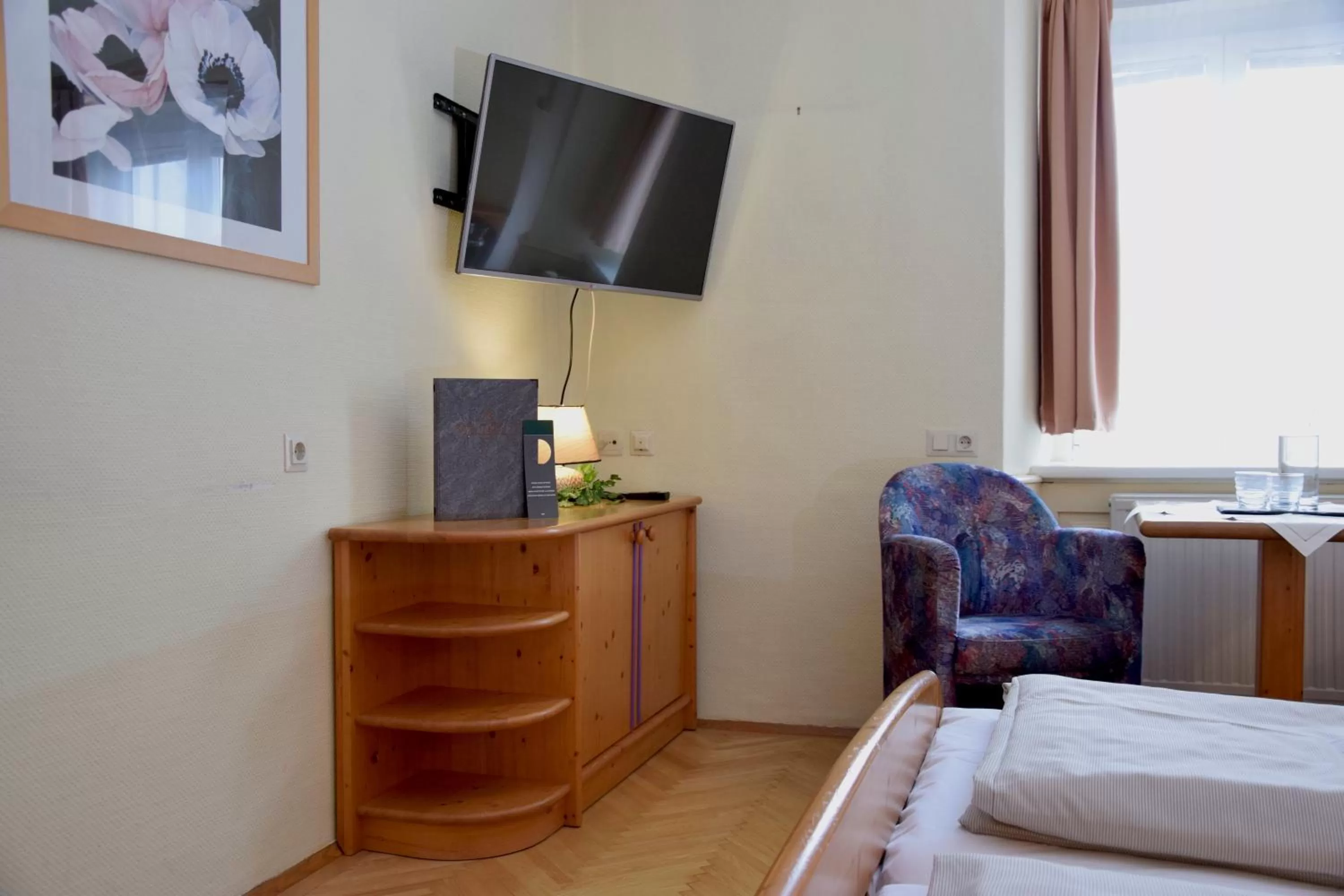 TV and multimedia, Bed in Rathskeller Weitra