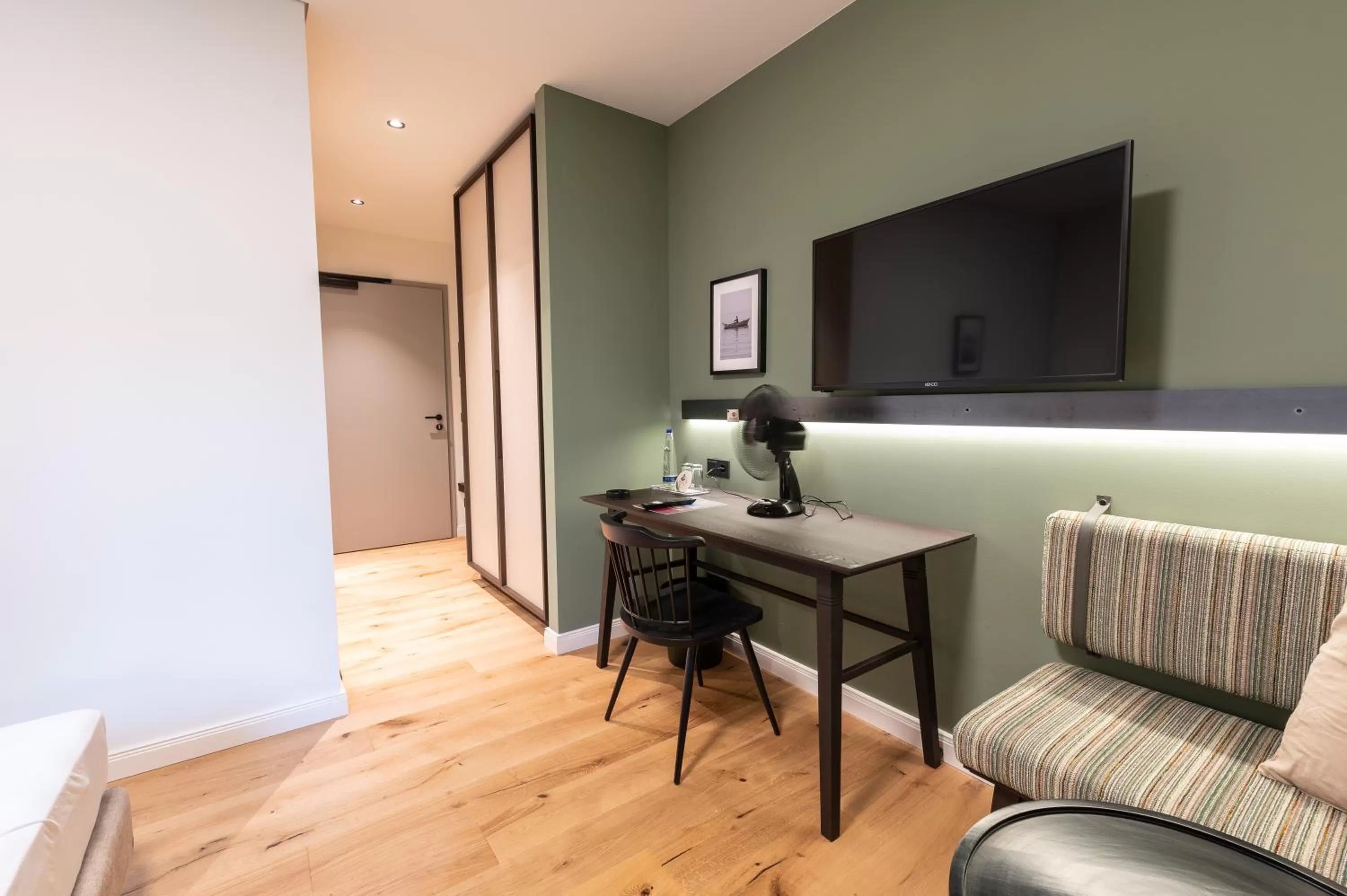 Photo of the whole room in LANDHOTEL ALTE ZOLLSTATION- Historical Building